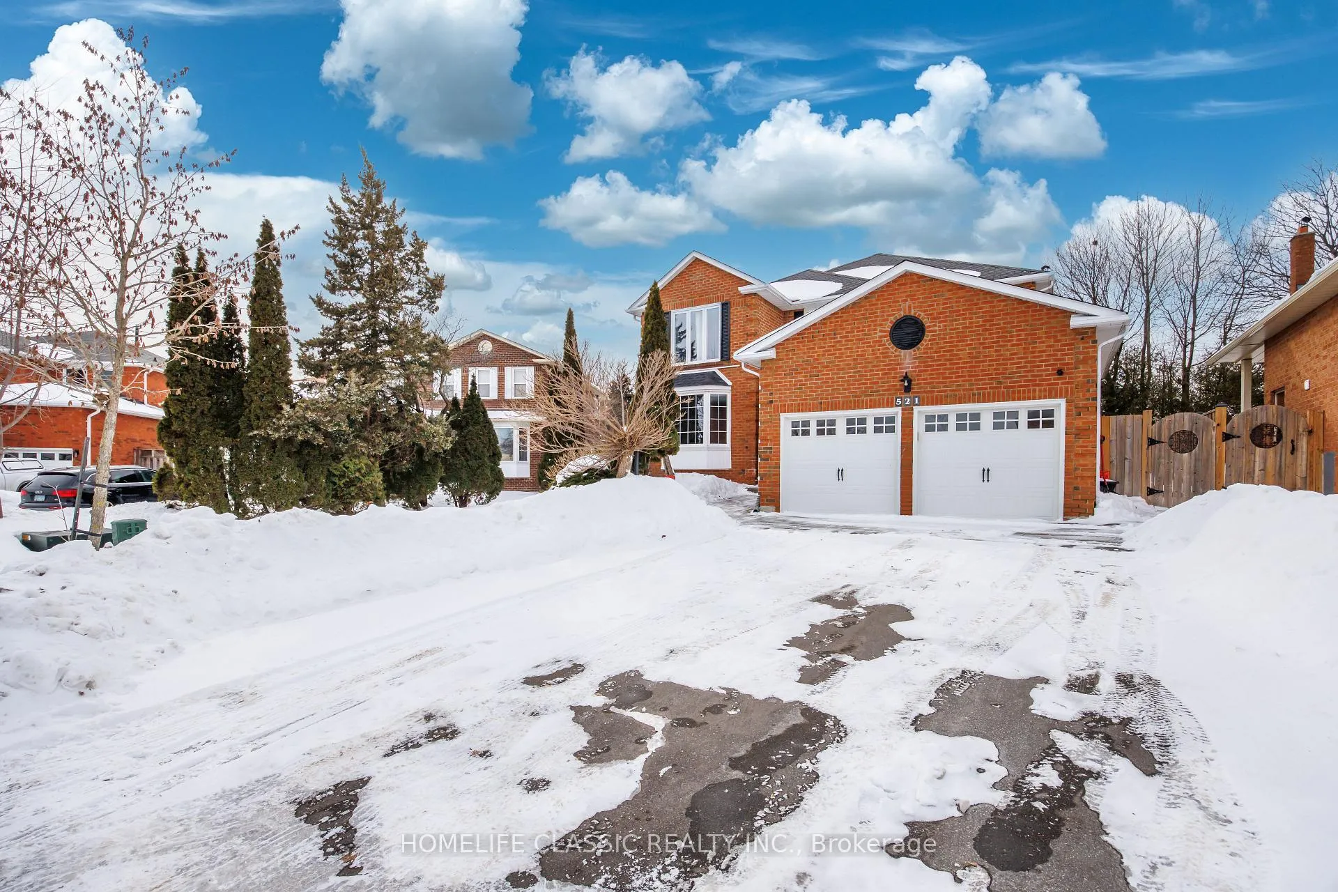 Photo 2 of 521 Sundown Crescent, Pickering, Woodlands — HOMEH