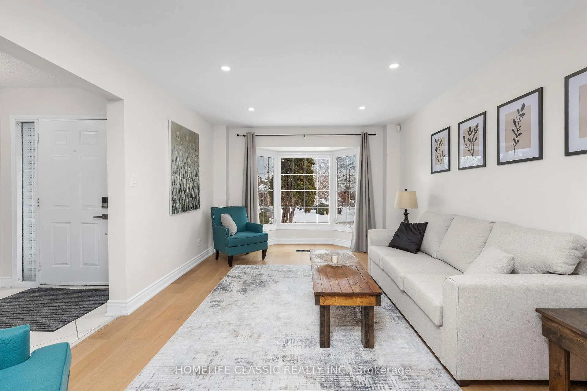 Photo 4 of 521 Sundown Crescent, Pickering, Woodlands — HOMEH