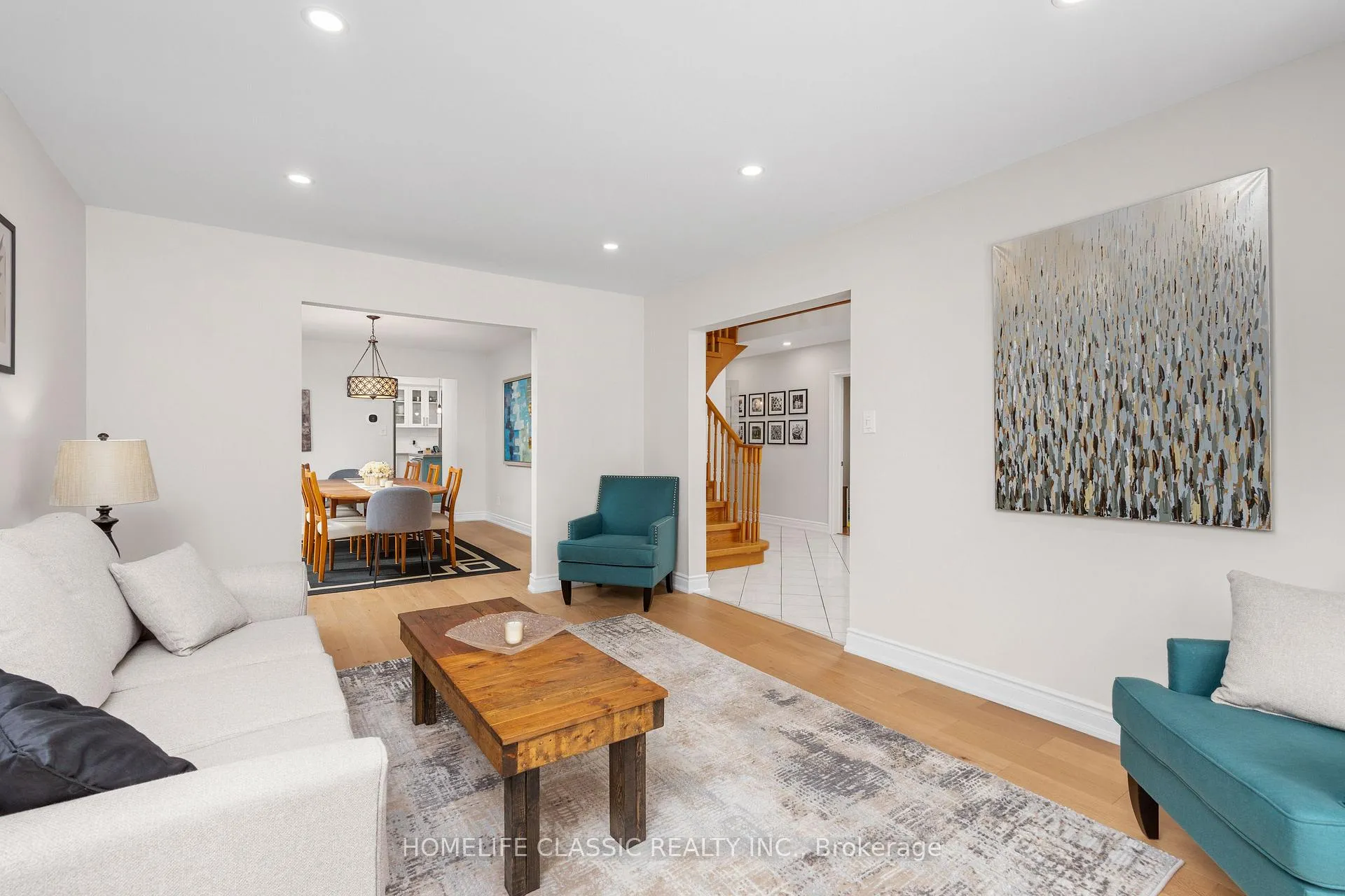 Photo 5 of 521 Sundown Crescent, Pickering, Woodlands — HOMEH
