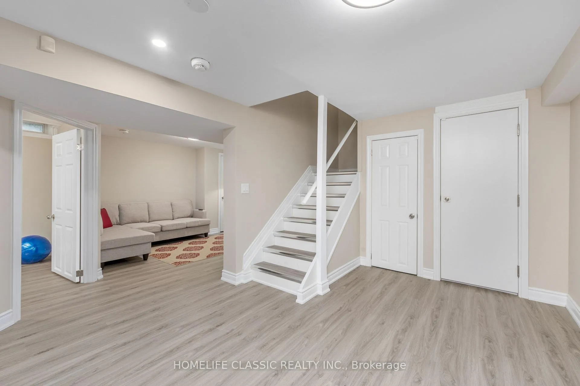 Photo 28 of 521 Sundown Crescent, Pickering, Woodlands — HOMEH