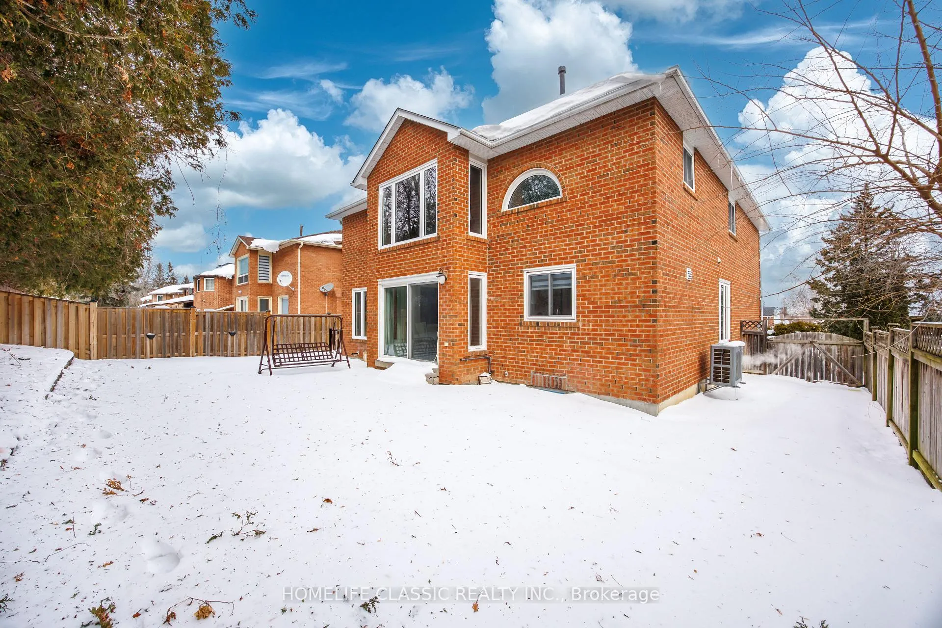 Photo 39 of 521 Sundown Crescent, Pickering, Woodlands — HOMEH