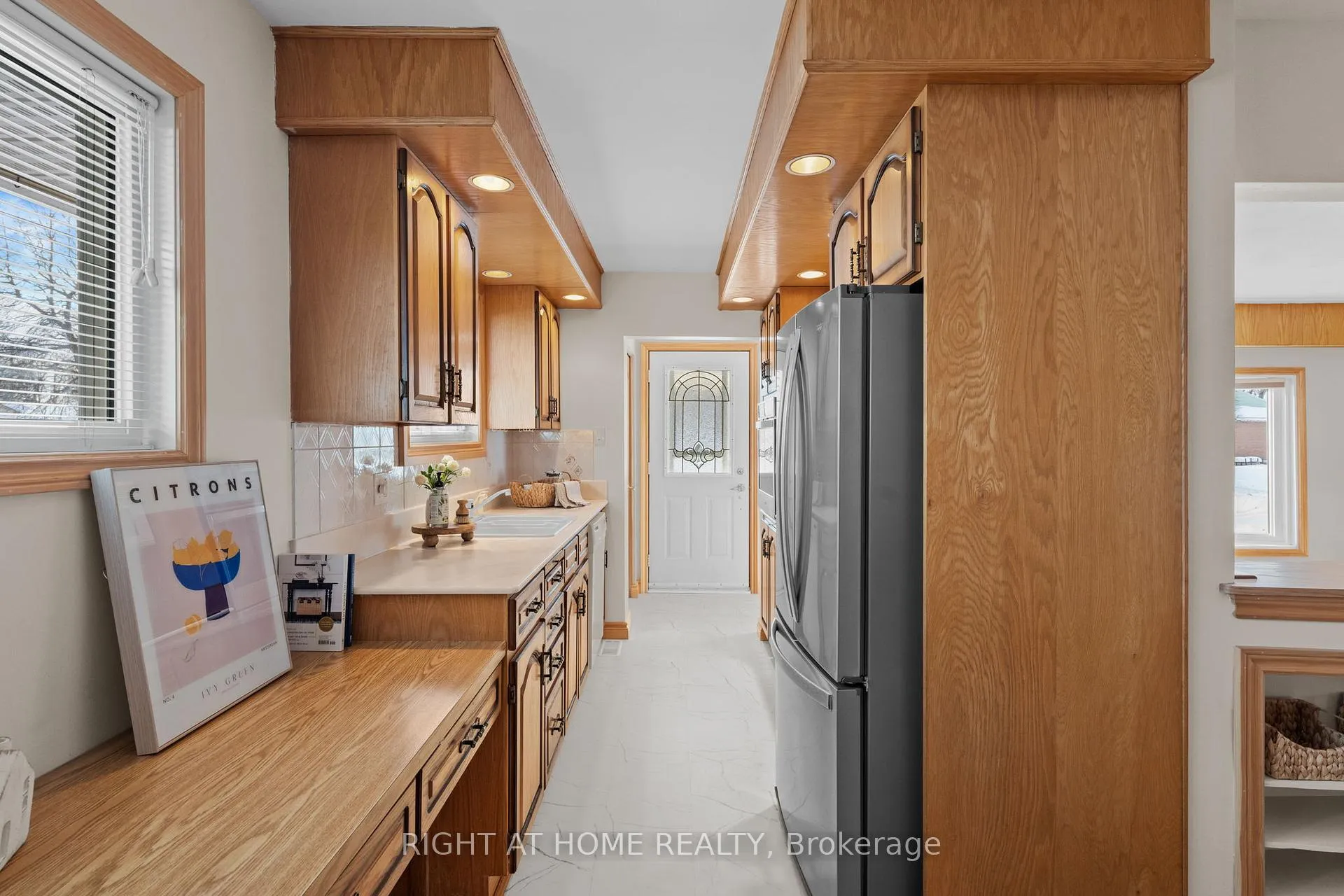 Photo 11 of 757 Dickens Avenue, Ottawa, Elmvale Acres — HOMEH
