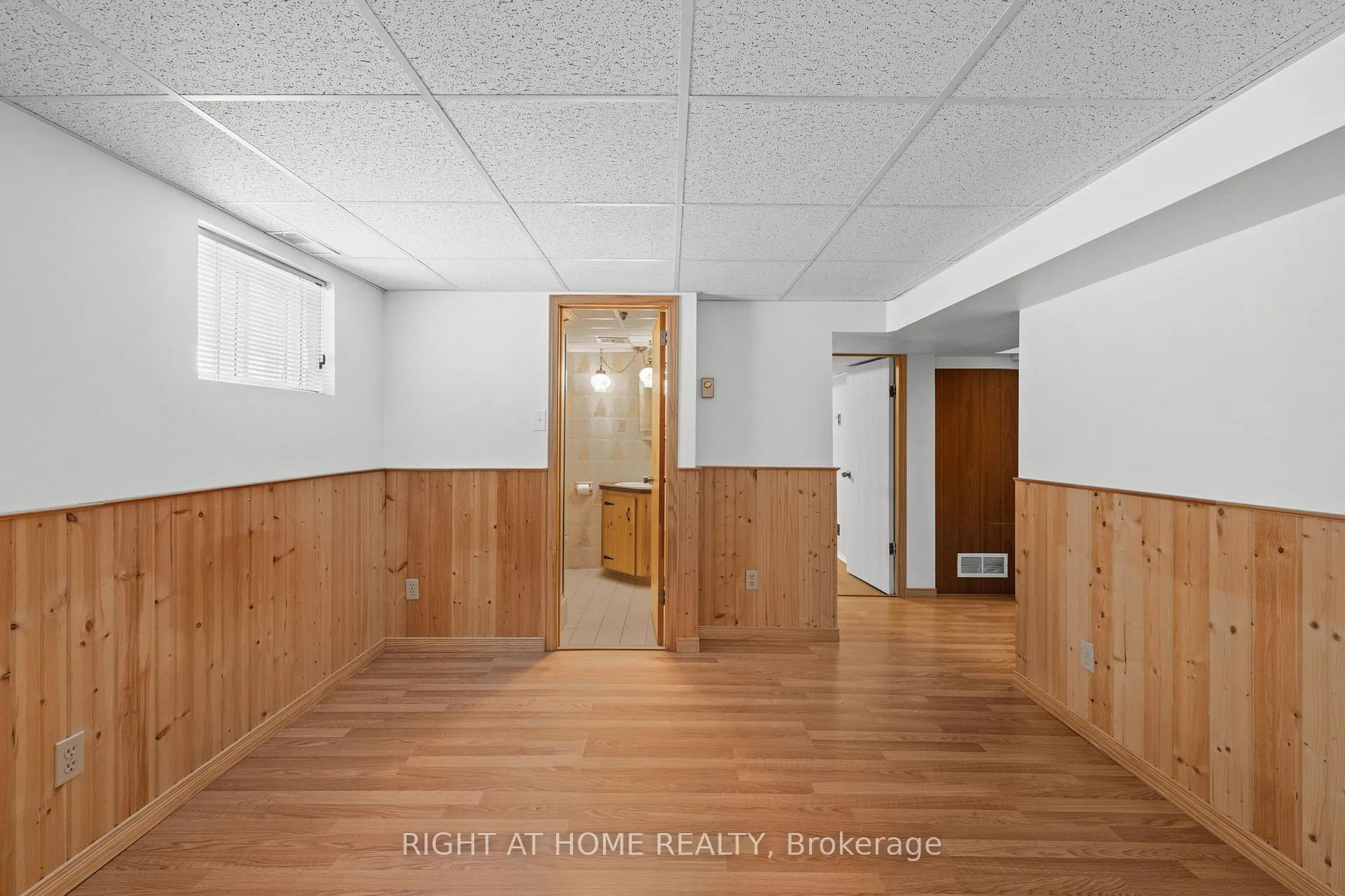 Photo 36 of 757 Dickens Avenue, Ottawa, Elmvale Acres — HOMEH