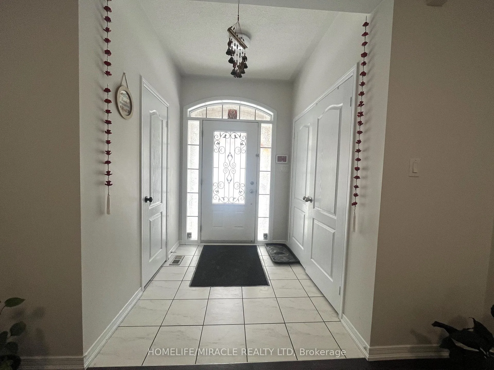 Photo 2 of 1527 Winville Road, Pickering, Duffin Heights — HOMEH