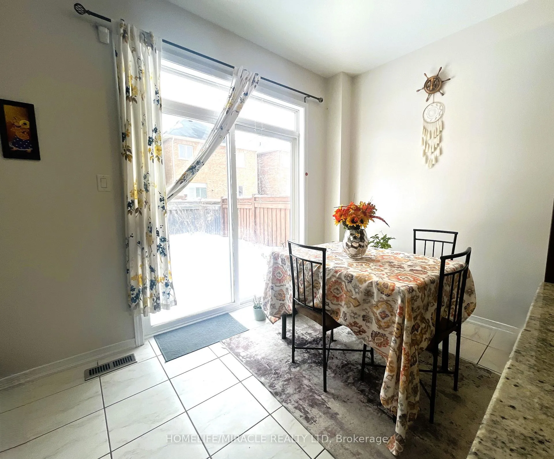 Photo 9 of 1527 Winville Road, Pickering, Duffin Heights — HOMEH