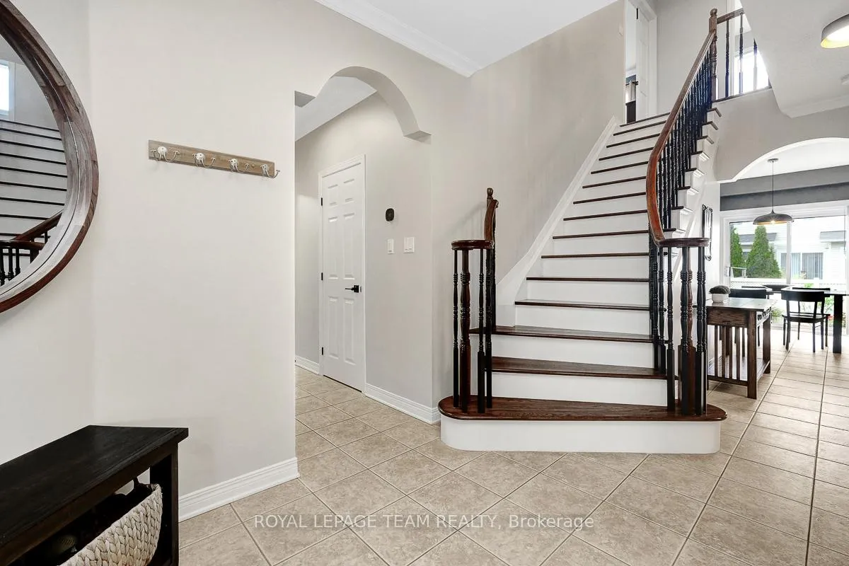 Photo 4 of 118 Oakfield Crescent, Ottawa, Barrhaven - Longfields — HOMEH