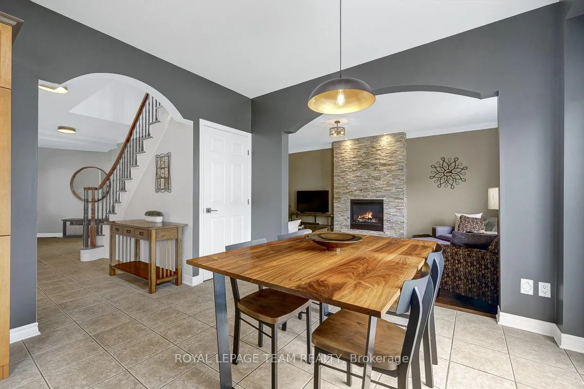 Photo 12 of 118 Oakfield Crescent, Ottawa, Barrhaven - Longfields — HOMEH
