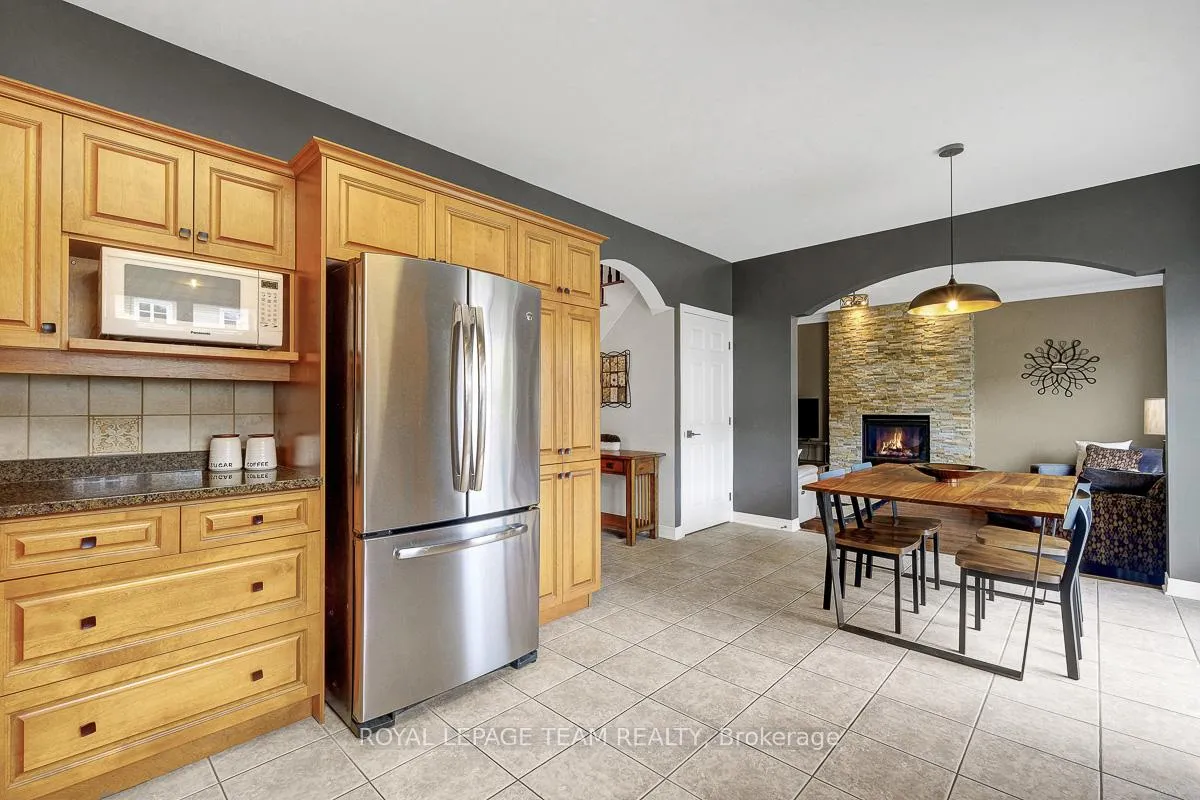 Photo 18 of 118 Oakfield Crescent, Ottawa, Barrhaven - Longfields — HOMEH