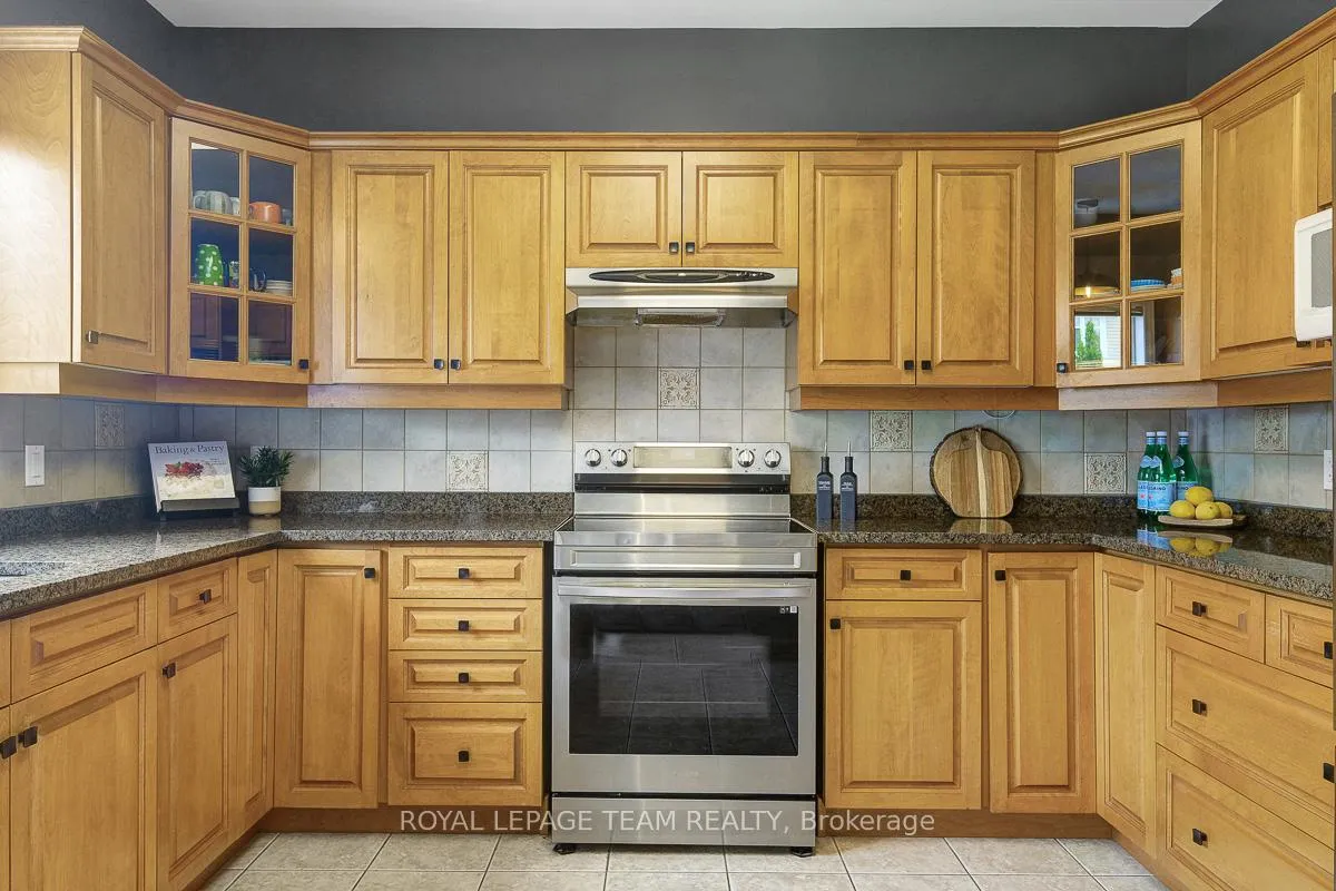 Photo 19 of 118 Oakfield Crescent, Ottawa, Barrhaven - Longfields — HOMEH