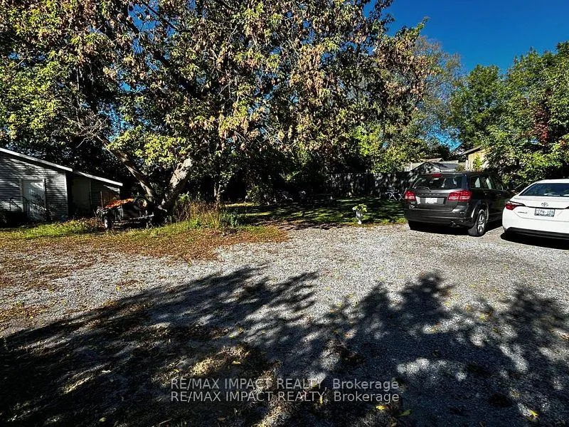 Photo 1 of Unit 2, 292 William Street E, Oshawa, O'Neill — HOMEH