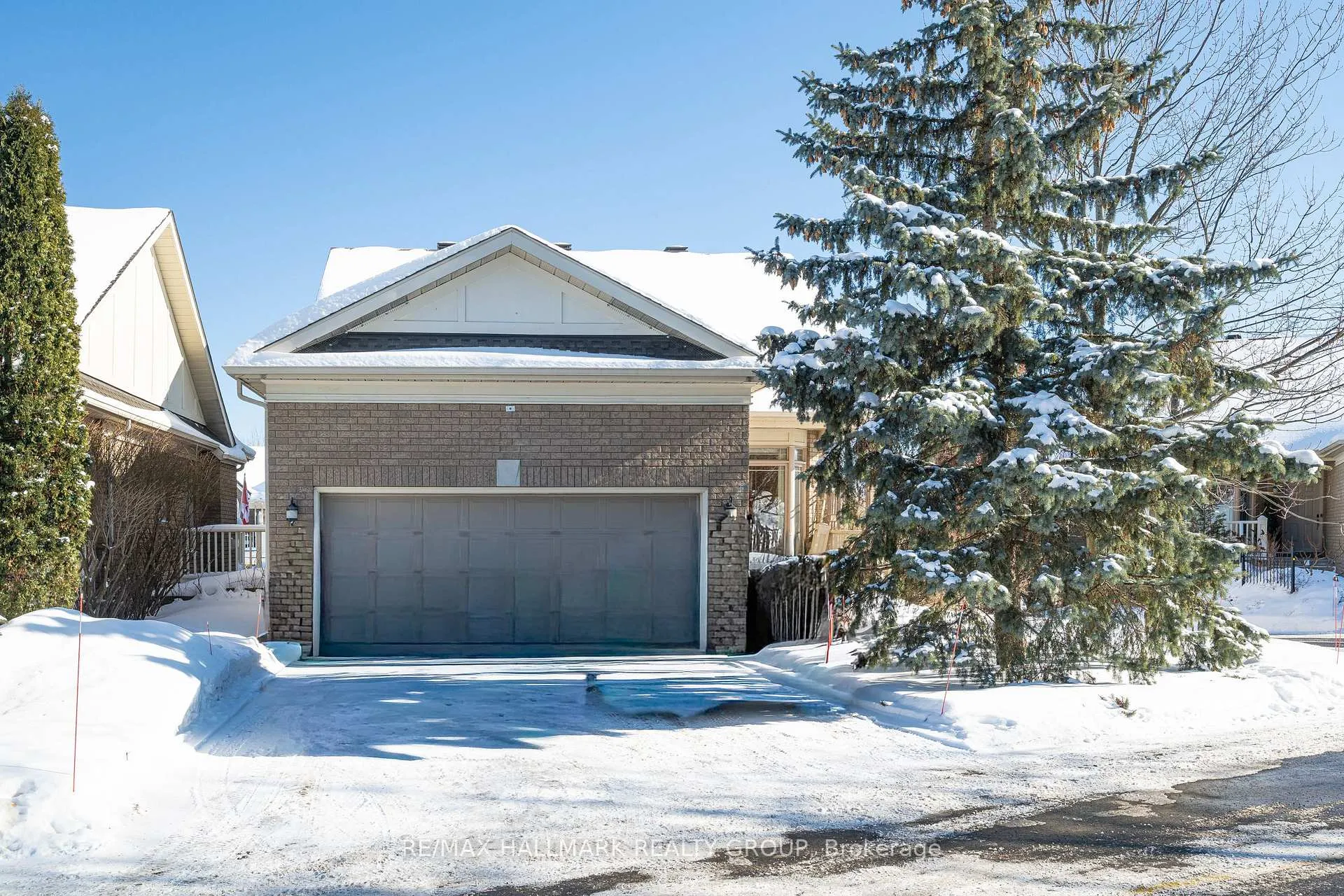 Photo 1 of 8 Waterford Way, Ottawa, Pineglen/Country Place — HOMEH