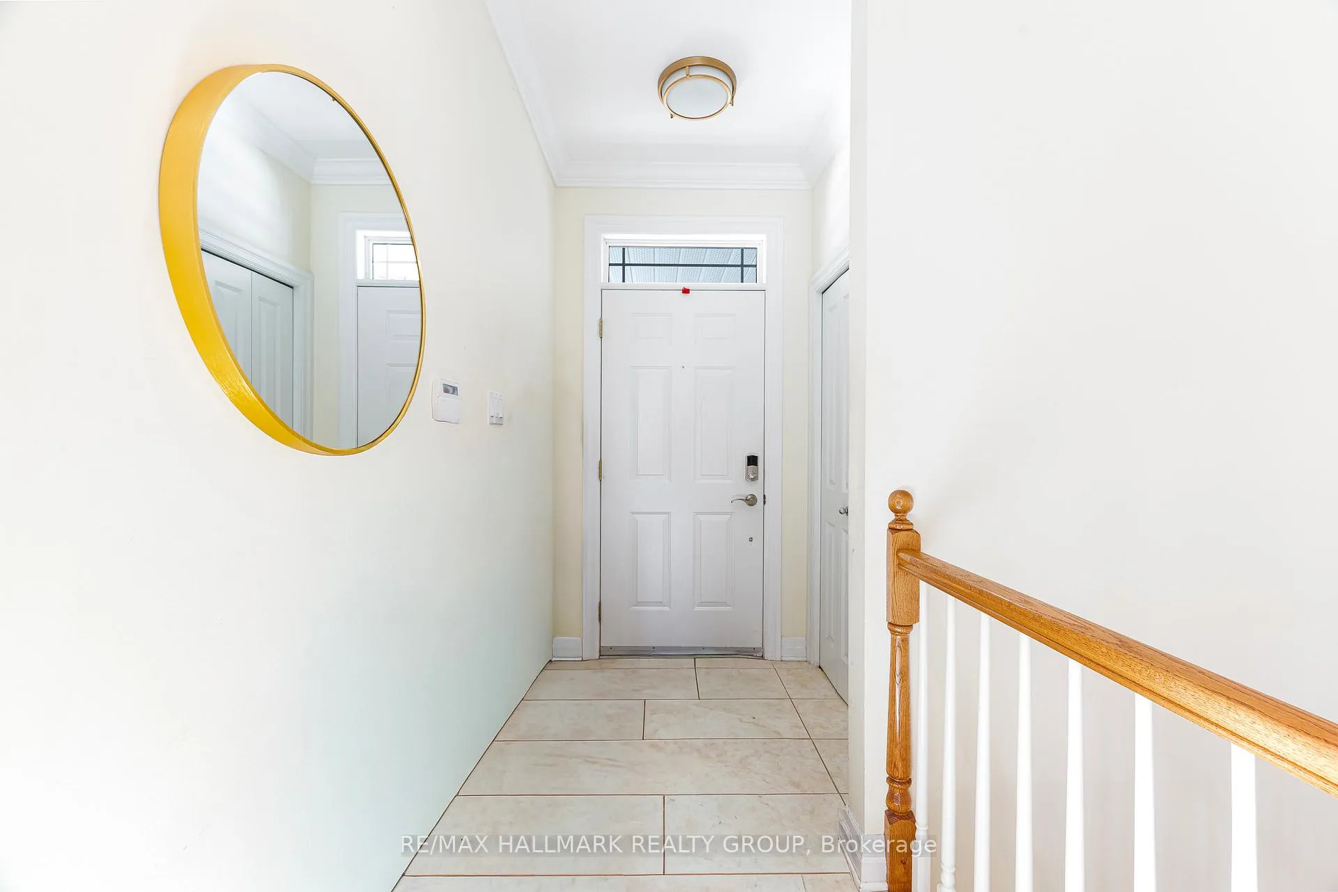 Photo 6 of 8 Waterford Way, Ottawa, Pineglen/Country Place — HOMEH