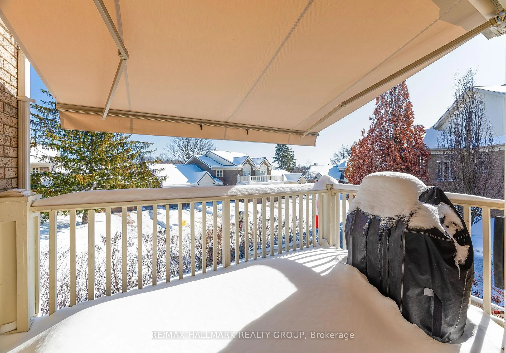Photo 11 of 8 Waterford Way, Ottawa, Pineglen/Country Place — HOMEH