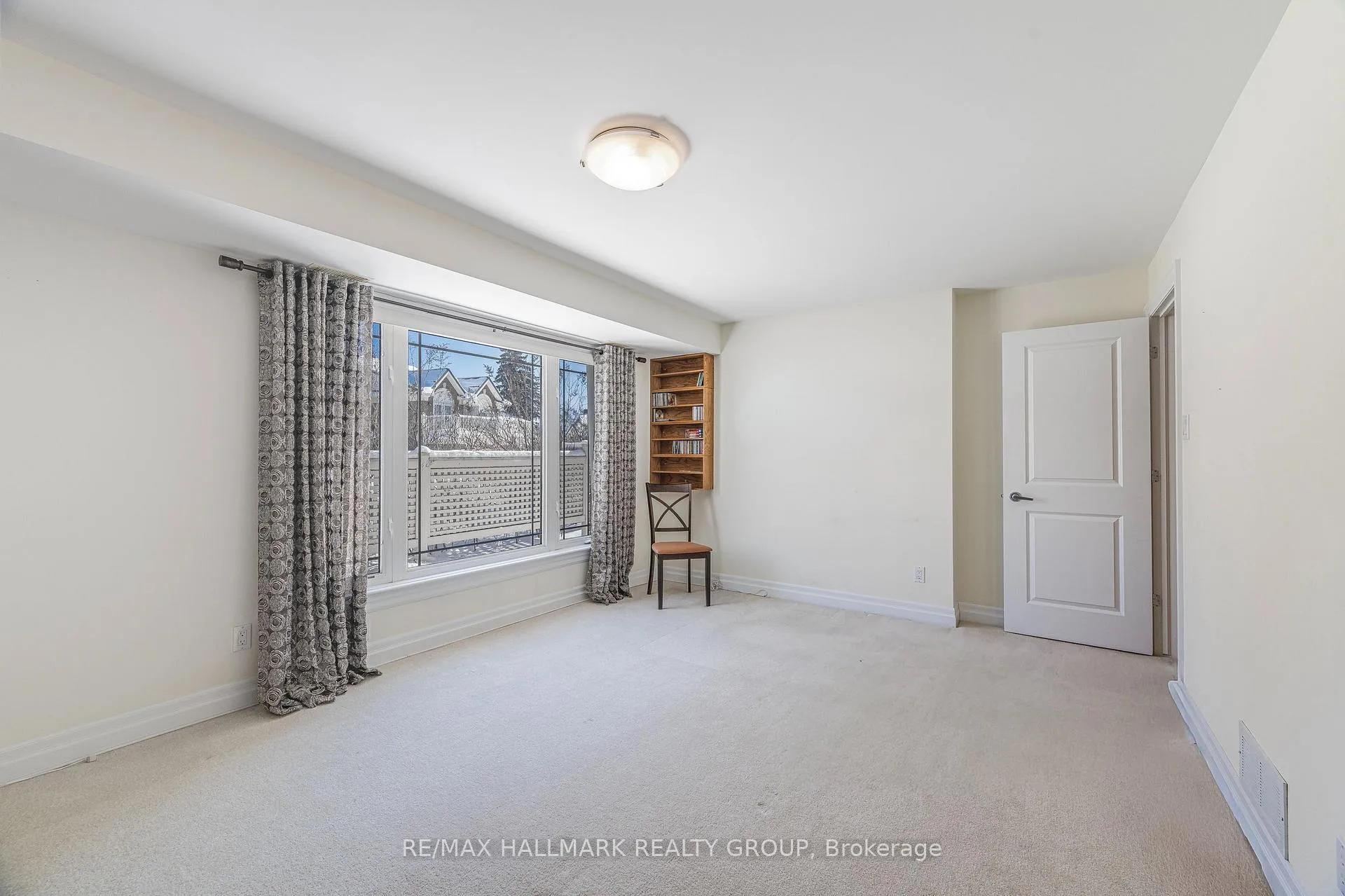 Photo 29 of 8 Waterford Way, Ottawa, Pineglen/Country Place — HOMEH