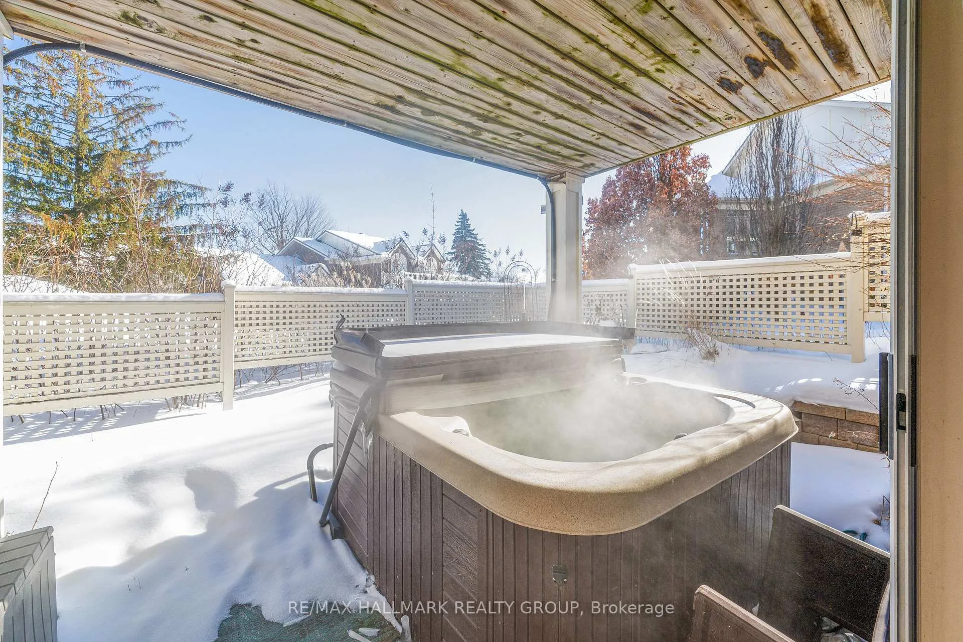 Photo 31 of 8 Waterford Way, Ottawa, Pineglen/Country Place — HOMEH