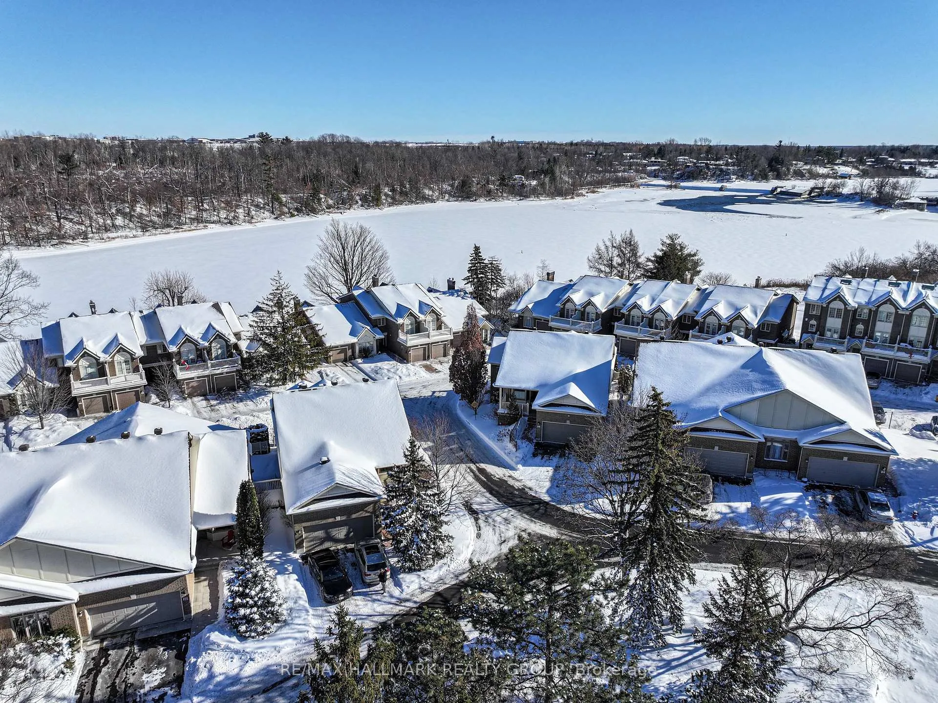 Photo 33 of 8 Waterford Way, Ottawa, Pineglen/Country Place — HOMEH