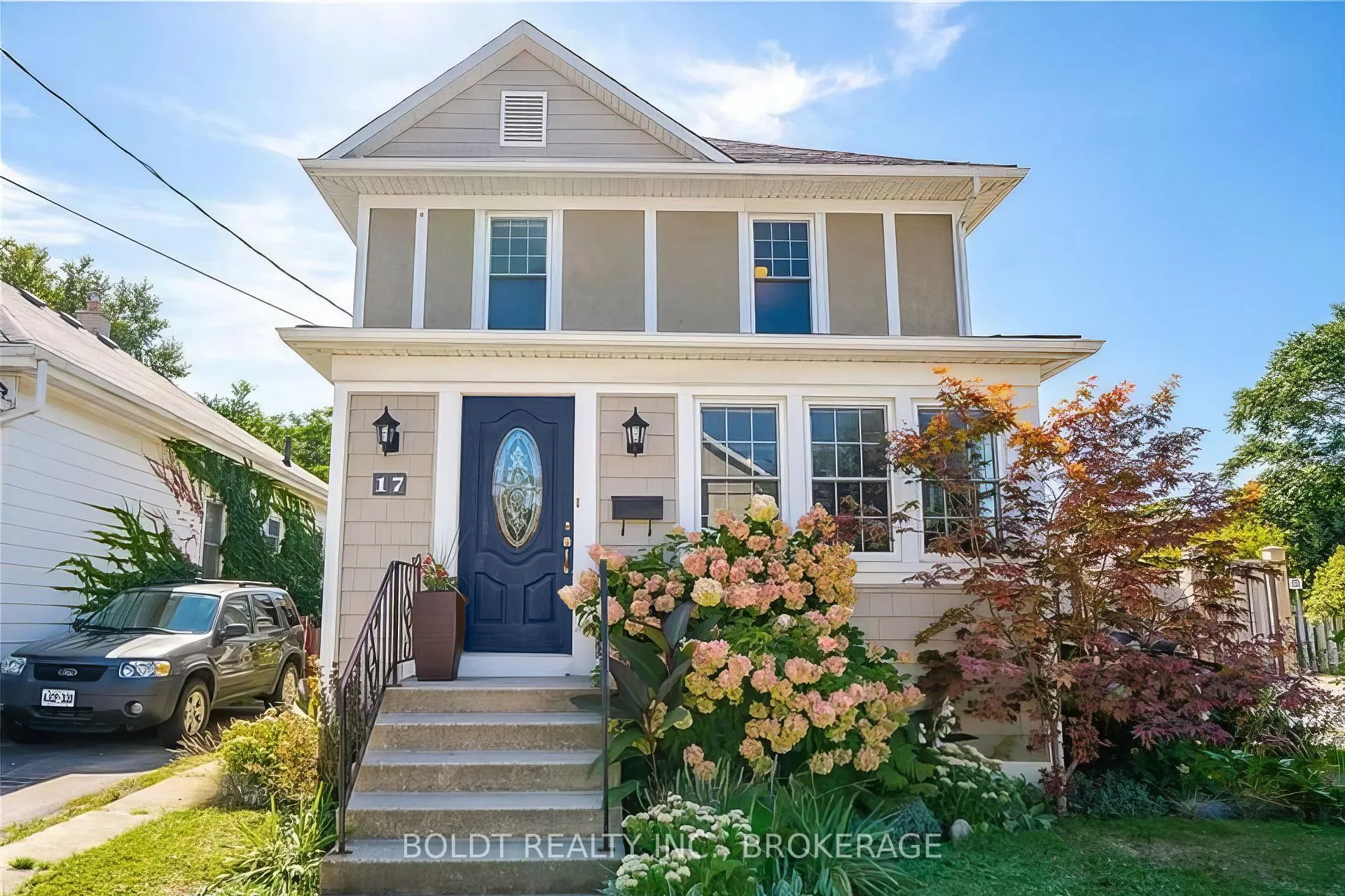 Photo 1 of 17 Taylor Avenue, St. Catharines, Downtown — HOMEH