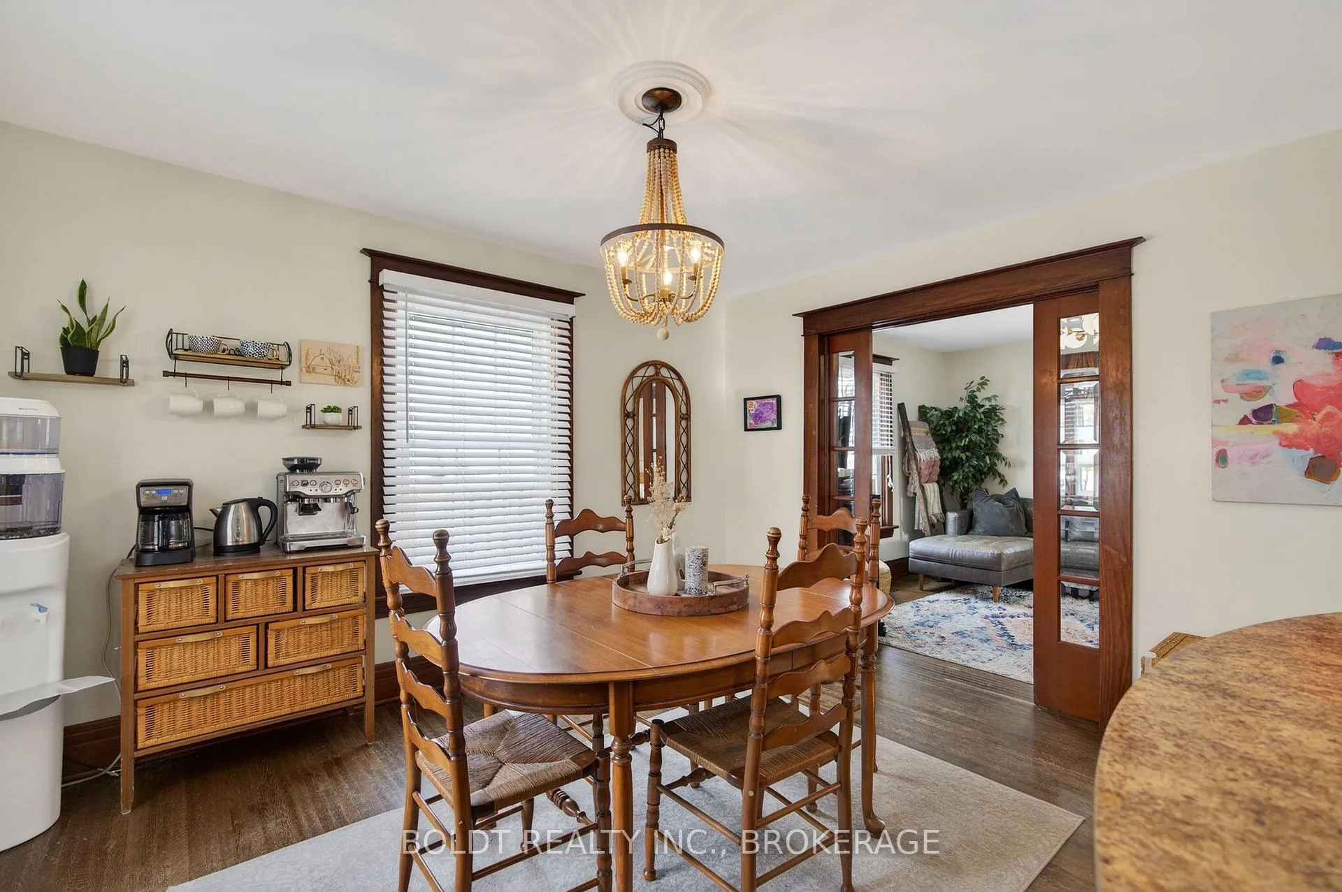 Photo 12 of 17 Taylor Avenue, St. Catharines, Downtown — HOMEH