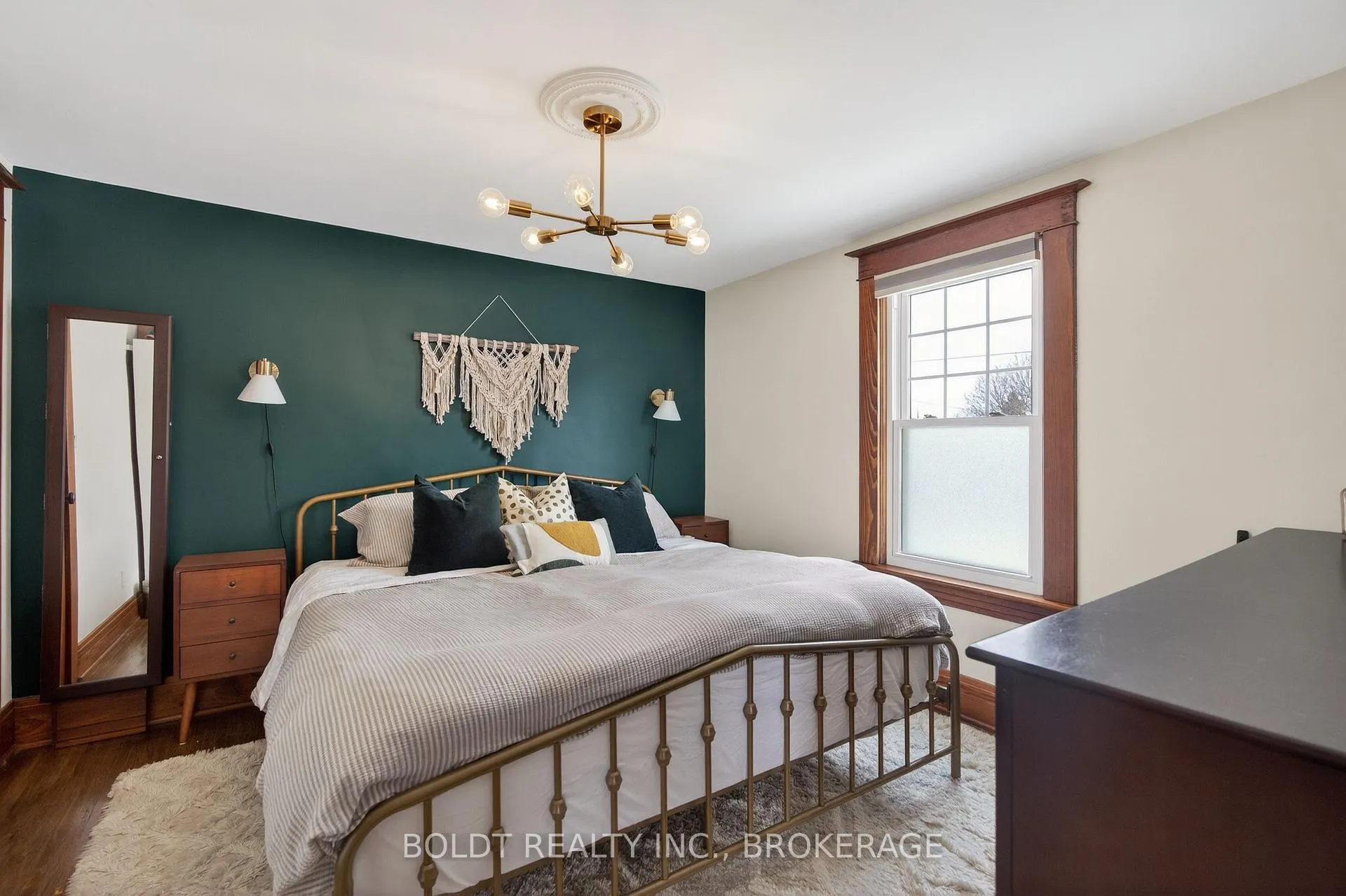 Photo 29 of 17 Taylor Avenue, St. Catharines, Downtown — HOMEH