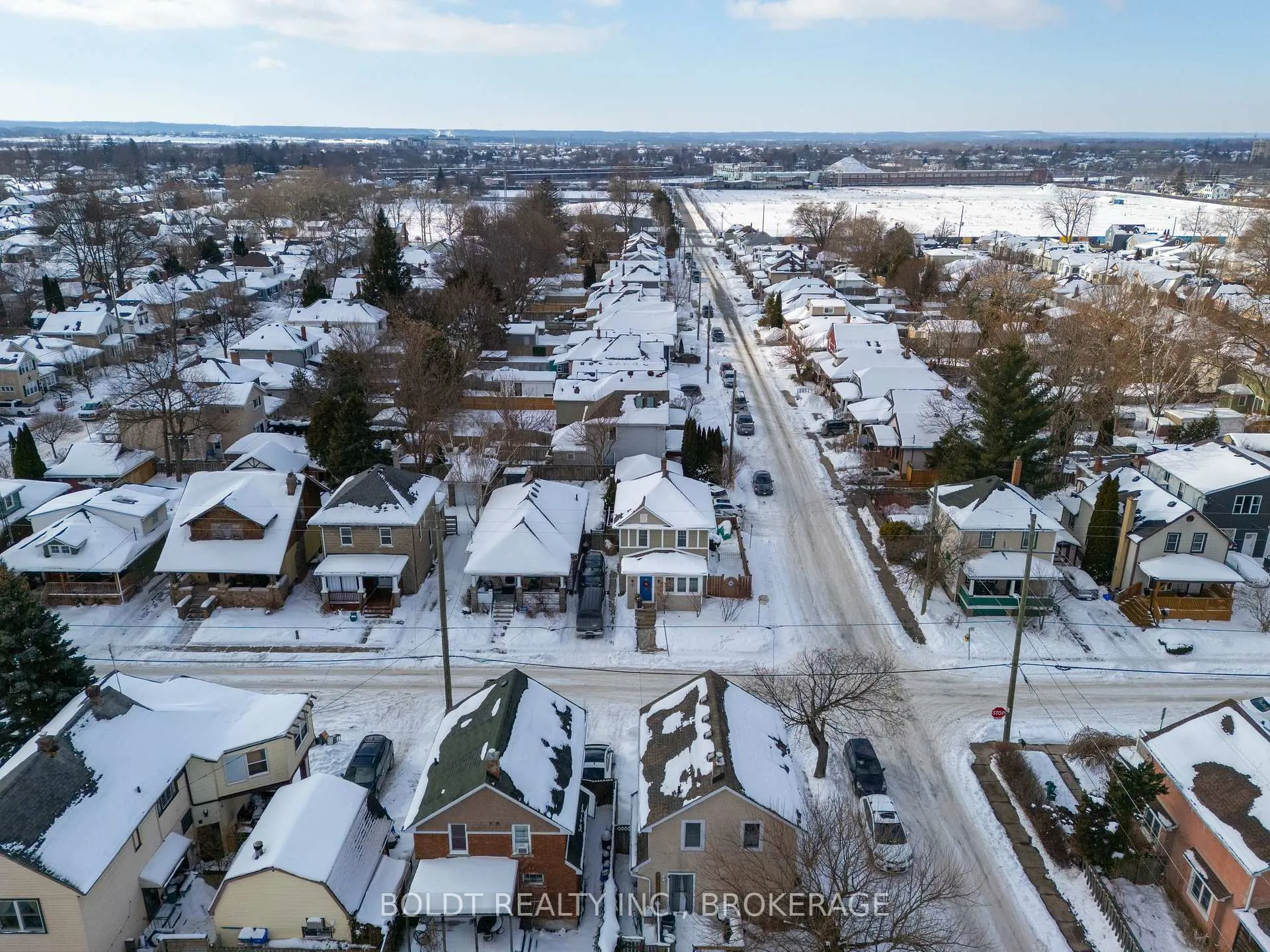 Photo 45 of 17 Taylor Avenue, St. Catharines, Downtown — HOMEH