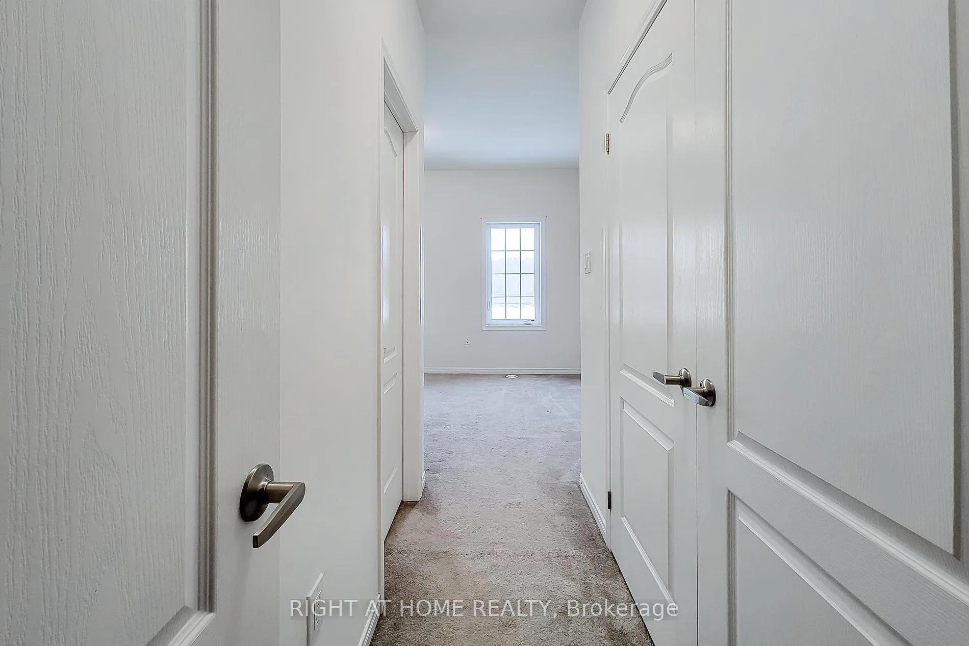 Photo 29 of Unit U#33, 8317 Mulberry Drive, Niagara Falls, Brown — HOMEH