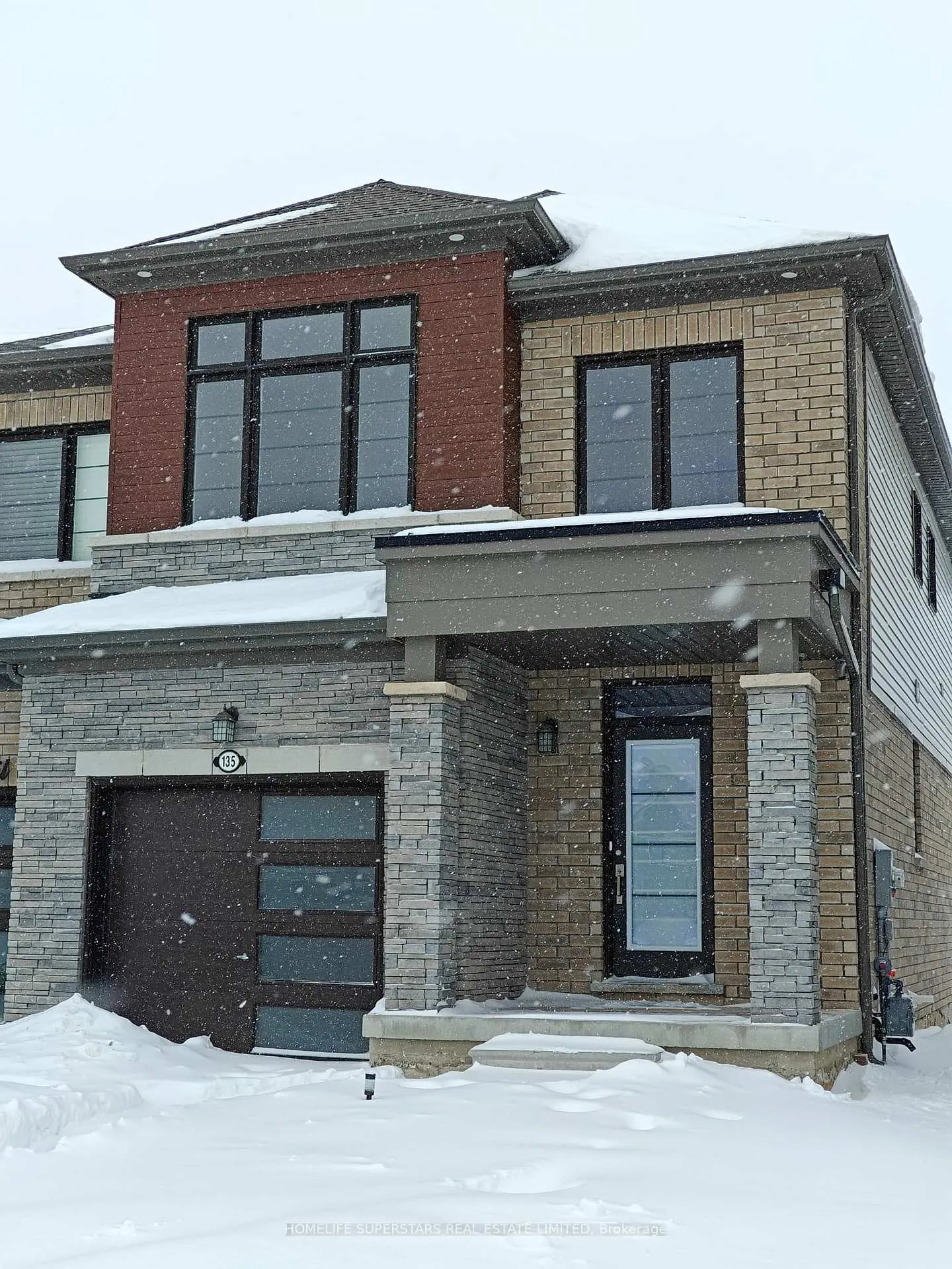 Photo 2 of 135 Vanilla Trail, Thorold, Rolling Meadows — HOMEH