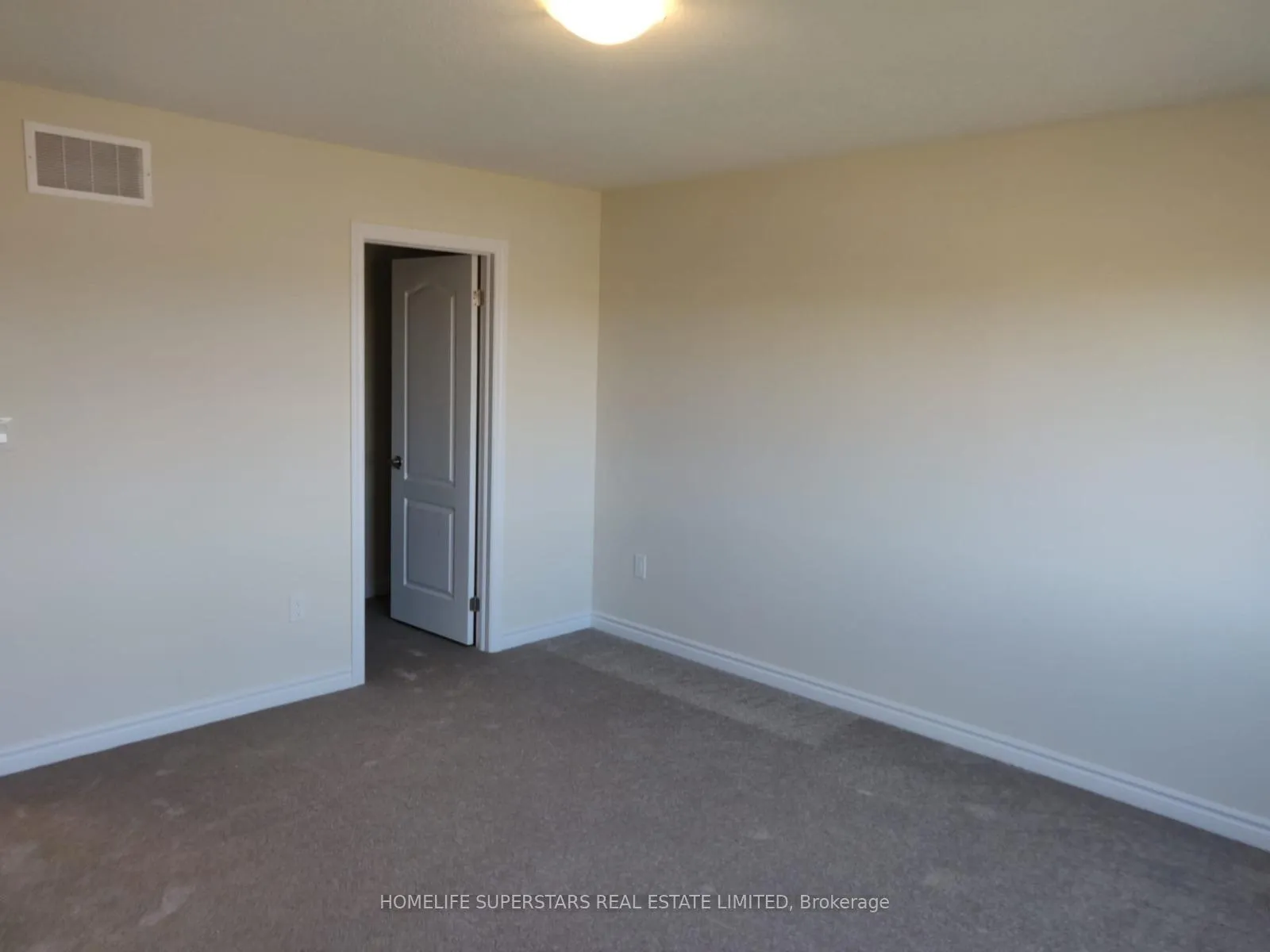 Photo 12 of 135 Vanilla Trail, Thorold, Rolling Meadows — HOMEH