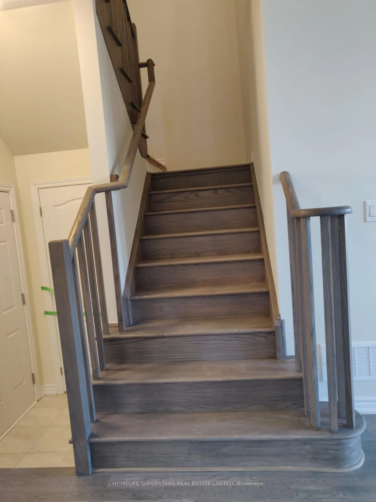 Photo 17 of 135 Vanilla Trail, Thorold, Rolling Meadows — HOMEH