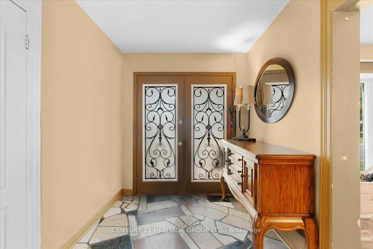 Photo 4 of 67 Elmhurst Drive, Hamilton, Sherwood — HOMEH
