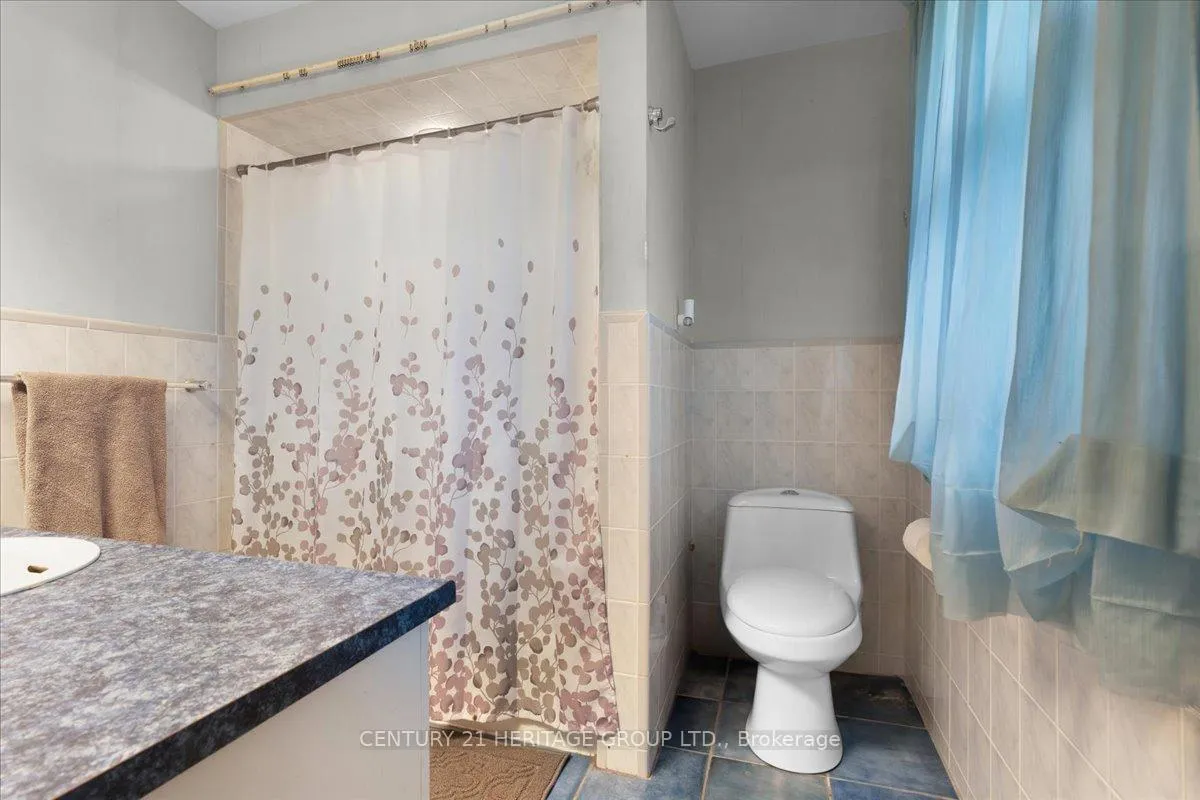 Photo 23 of 67 Elmhurst Drive, Hamilton, Sherwood — HOMEH