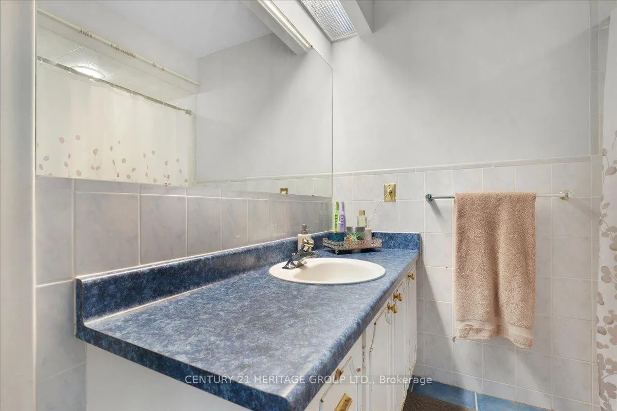 Photo 24 of 67 Elmhurst Drive, Hamilton, Sherwood — HOMEH
