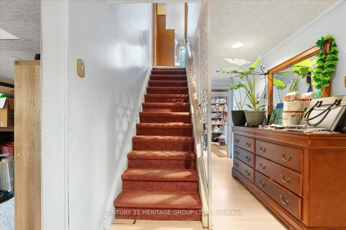 Photo 32 of 67 Elmhurst Drive, Hamilton, Sherwood — HOMEH