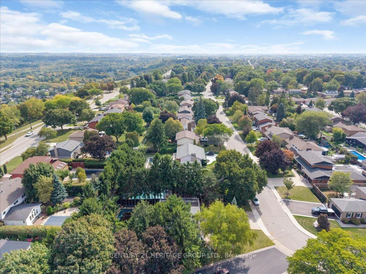 Photo 43 of 67 Elmhurst Drive, Hamilton, Sherwood — HOMEH