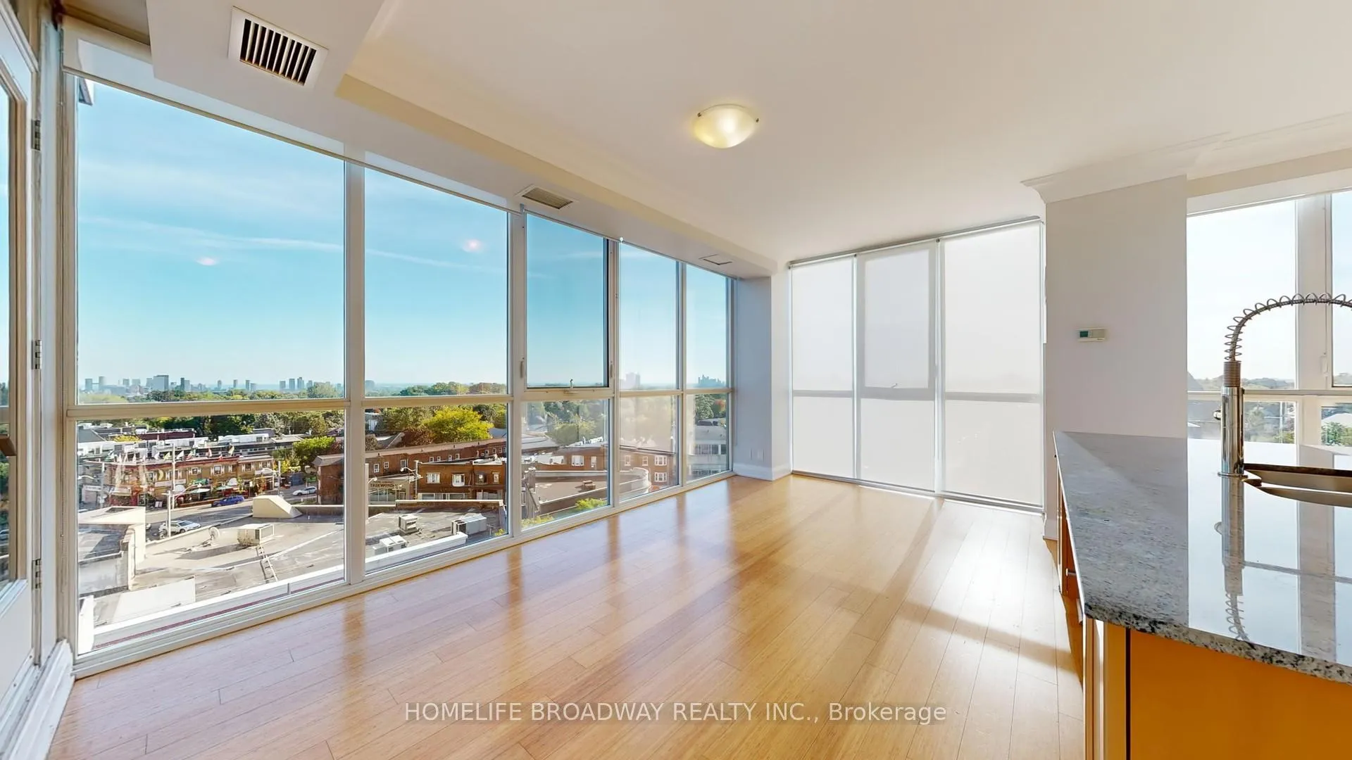 Photo 5 of Unit 608, 530 St Clair Avenue W, Toronto, Humewood-Cedarvale — HOMEH
