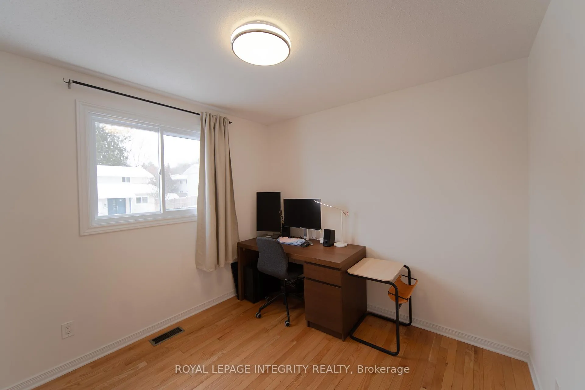 Photo 21 of 652 La Verendrye Drive, Ottawa, Beacon Hill North — HOMEH