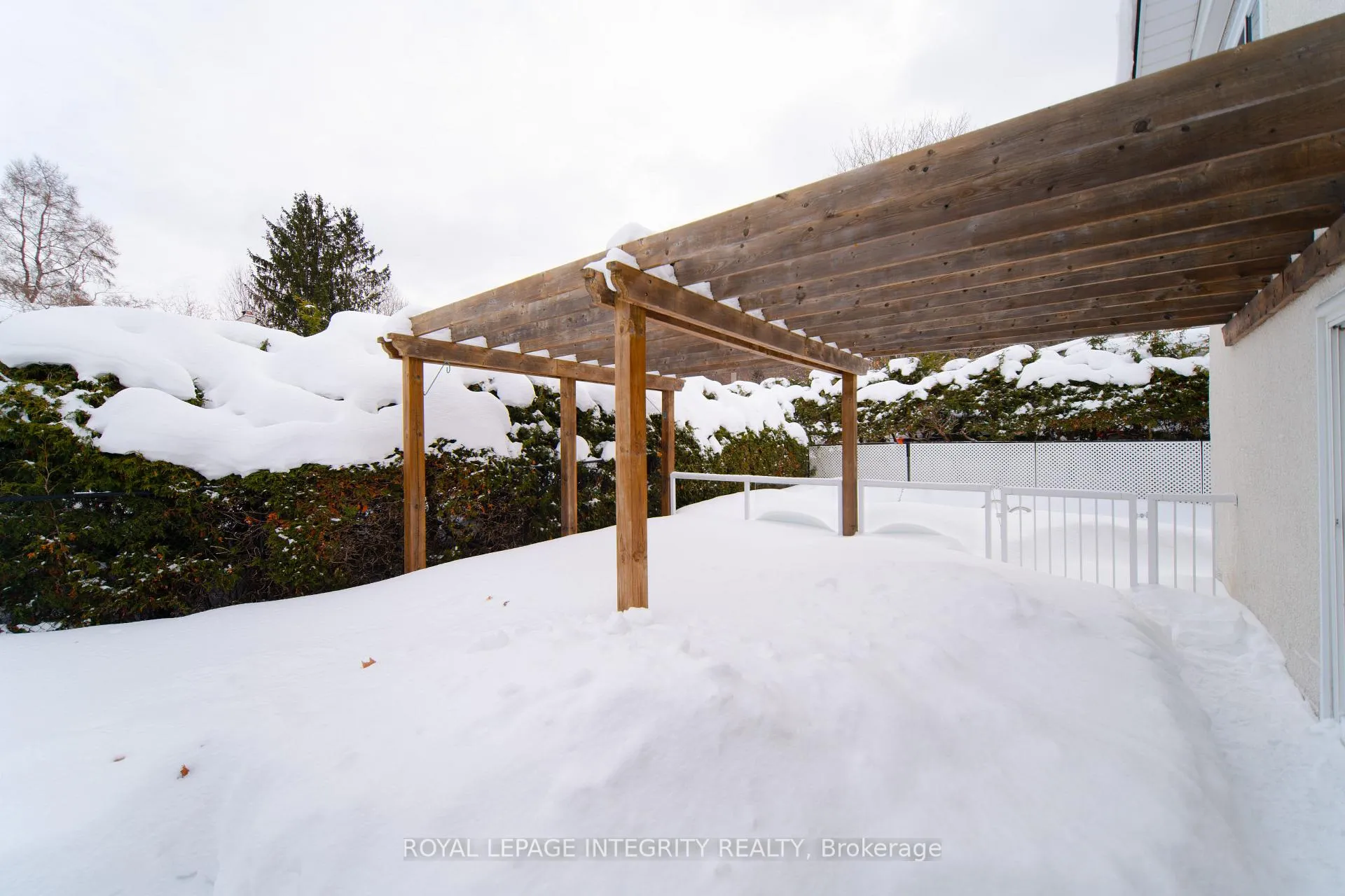 Photo 29 of 652 La Verendrye Drive, Ottawa, Beacon Hill North — HOMEH