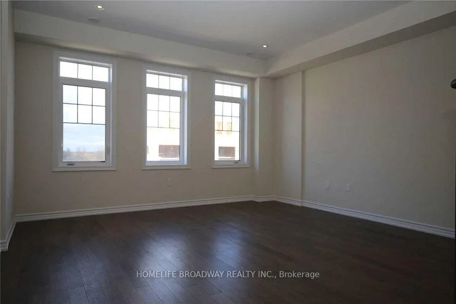 Photo 5 of 44 Mannar Drive, Markham, Victoria Square — HOMEH