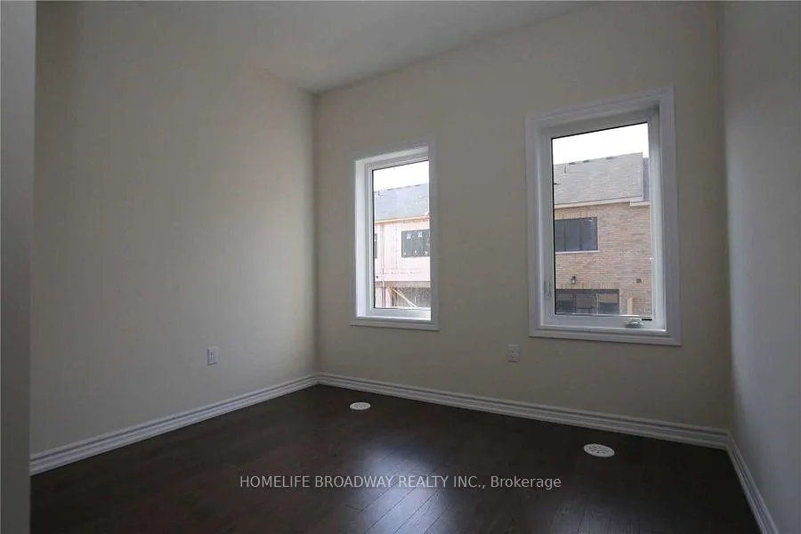 Photo 8 of 44 Mannar Drive, Markham, Victoria Square — HOMEH