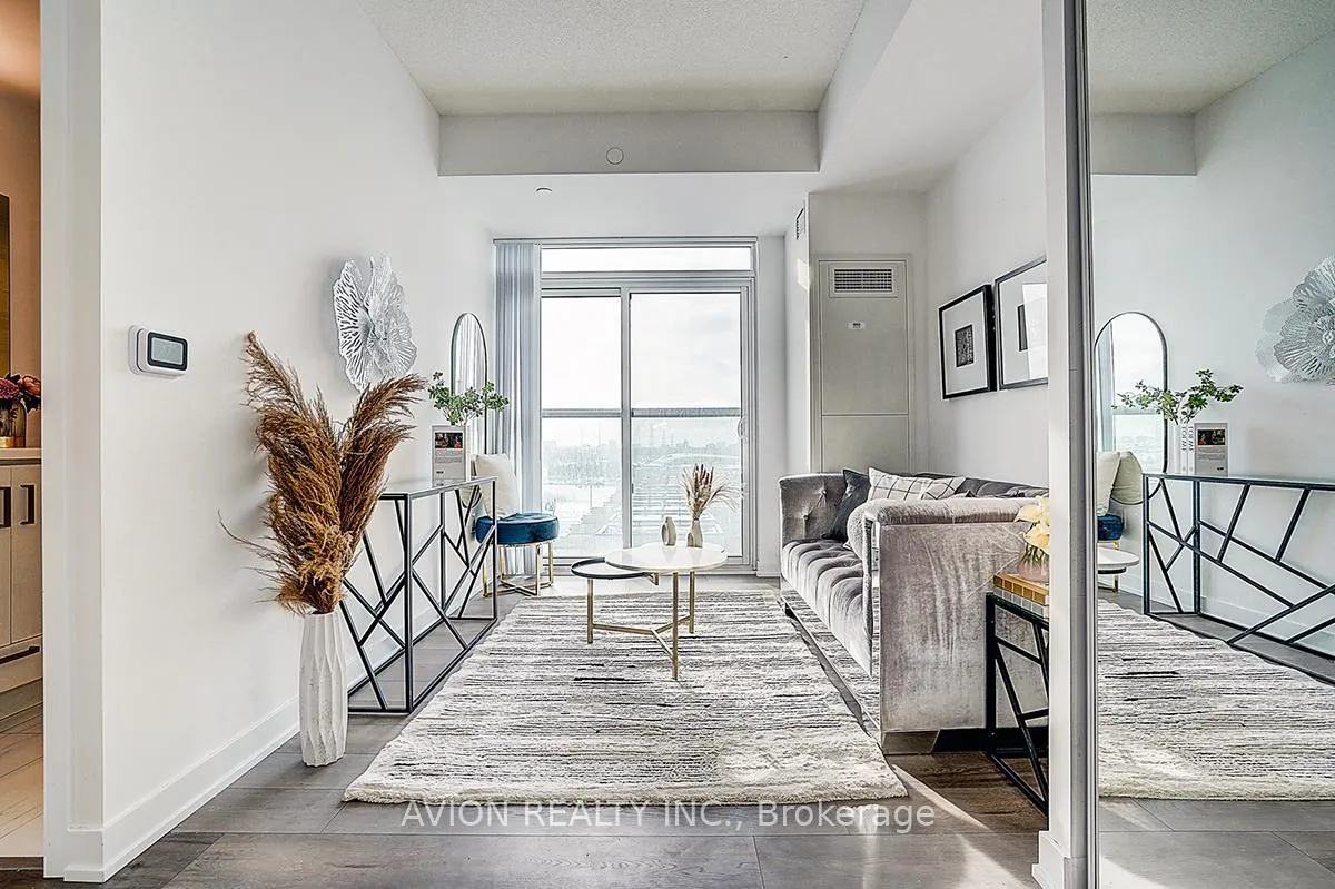 Photo 10 of Unit 619, 60 Honeycrisp Crescent, Vaughan, Vaughan Corporate Centre — HOMEH
