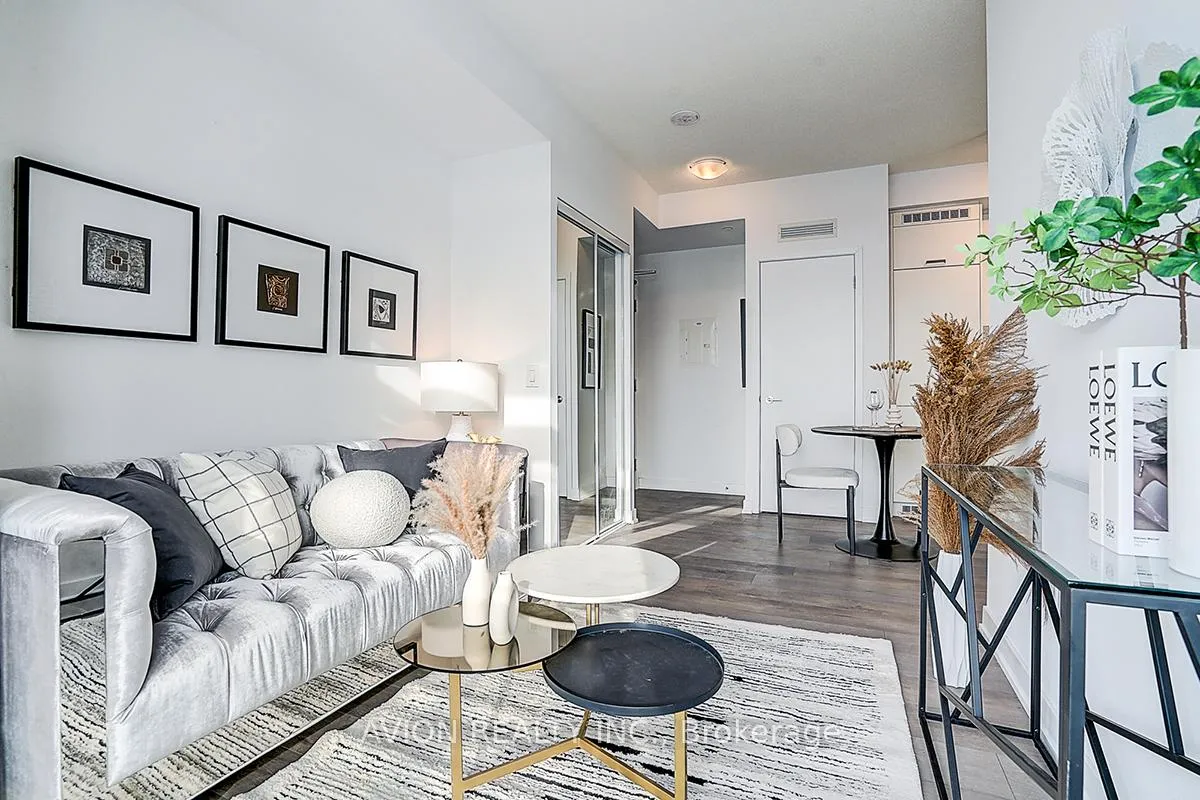 Photo 14 of Unit 619, 60 Honeycrisp Crescent, Vaughan, Vaughan Corporate Centre — HOMEH