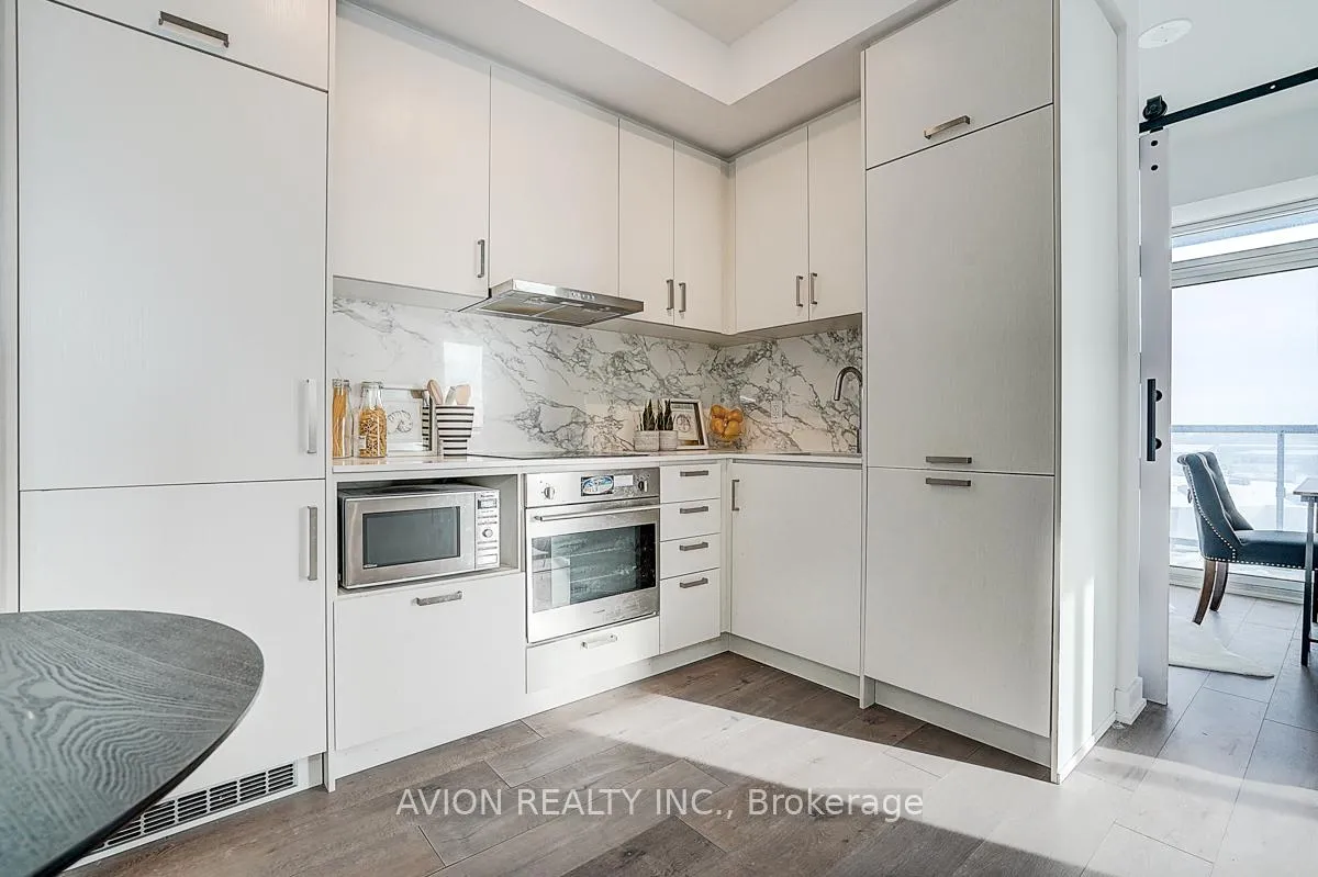 Photo 20 of Unit 619, 60 Honeycrisp Crescent, Vaughan, Vaughan Corporate Centre — HOMEH