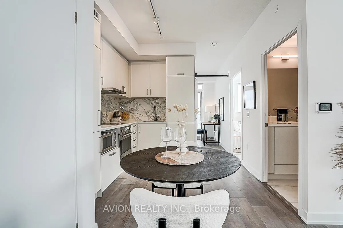 Photo 27 of Unit 619, 60 Honeycrisp Crescent, Vaughan, Vaughan Corporate Centre — HOMEH