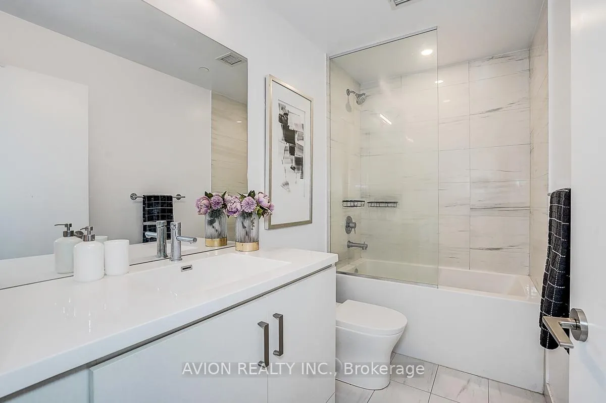 Photo 36 of Unit 619, 60 Honeycrisp Crescent, Vaughan, Vaughan Corporate Centre — HOMEH