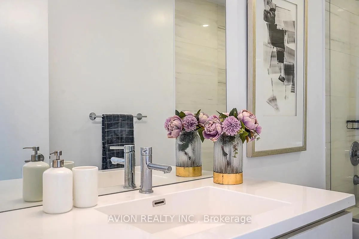 Photo 37 of Unit 619, 60 Honeycrisp Crescent, Vaughan, Vaughan Corporate Centre — HOMEH