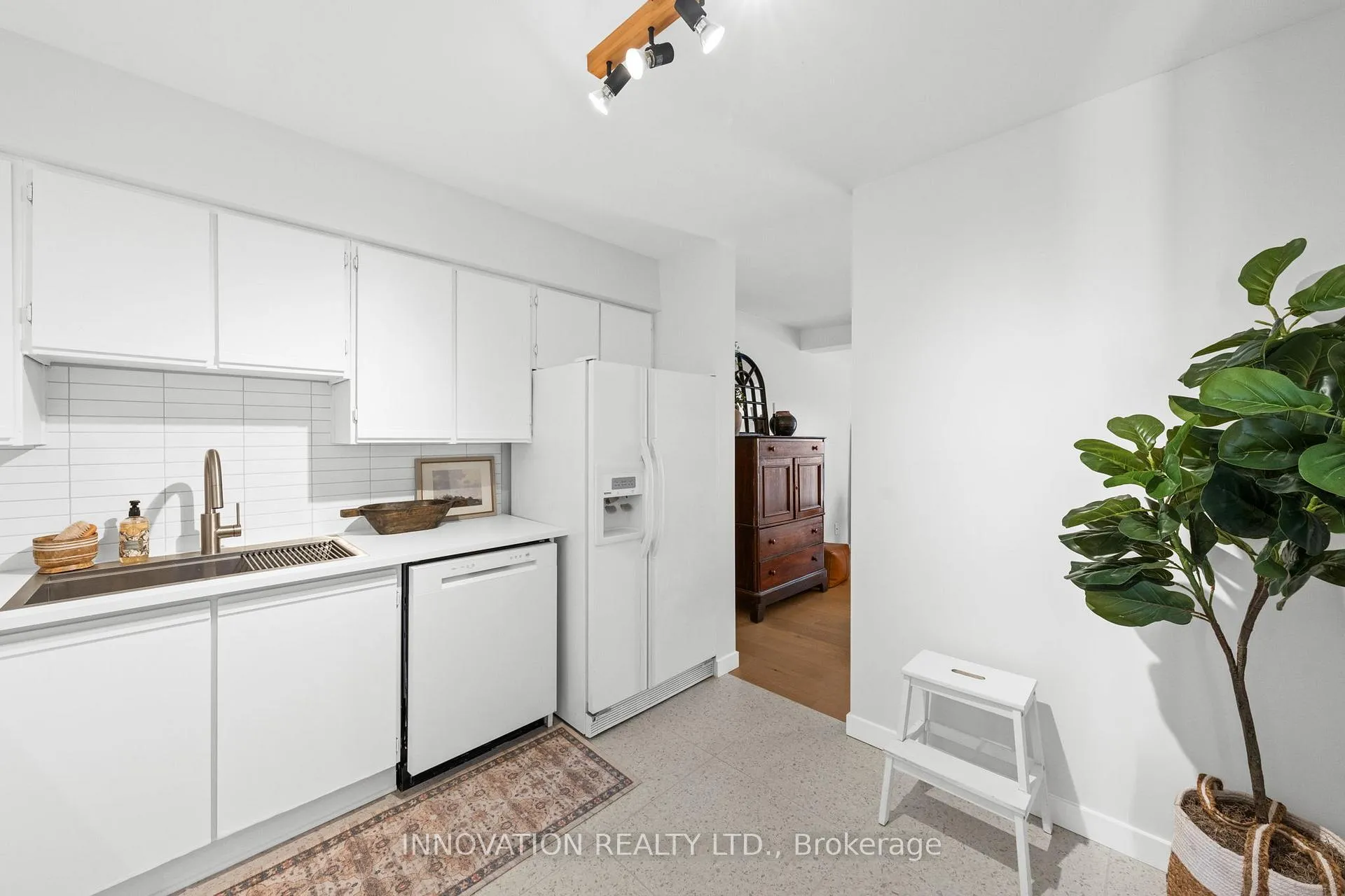Photo 18 of Unit 30, 458 Sandhamn Private, Ottawa, Hunt Club Park/Greenboro — HOMEH