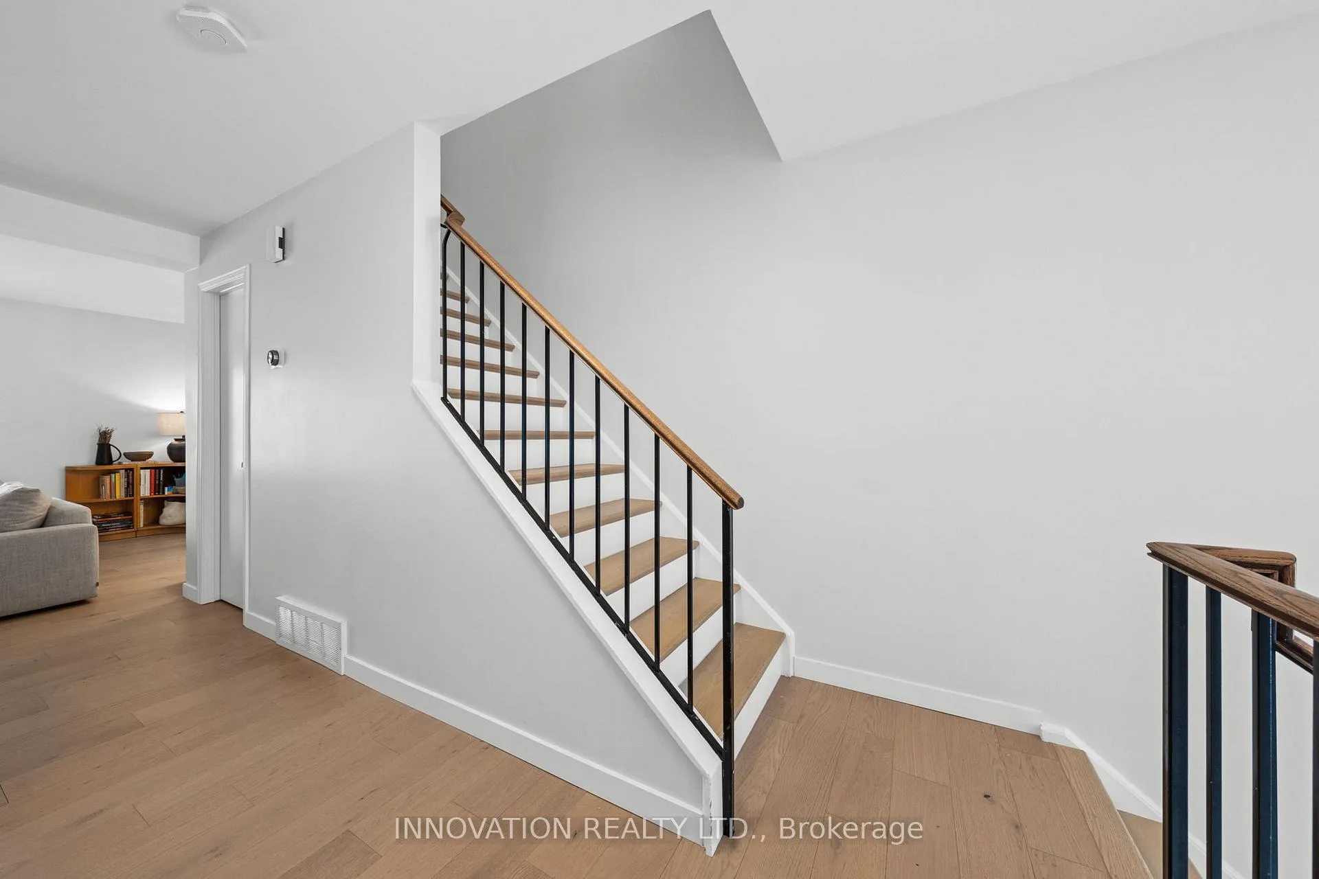 Photo 21 of Unit 30, 458 Sandhamn Private, Ottawa, Hunt Club Park/Greenboro — HOMEH