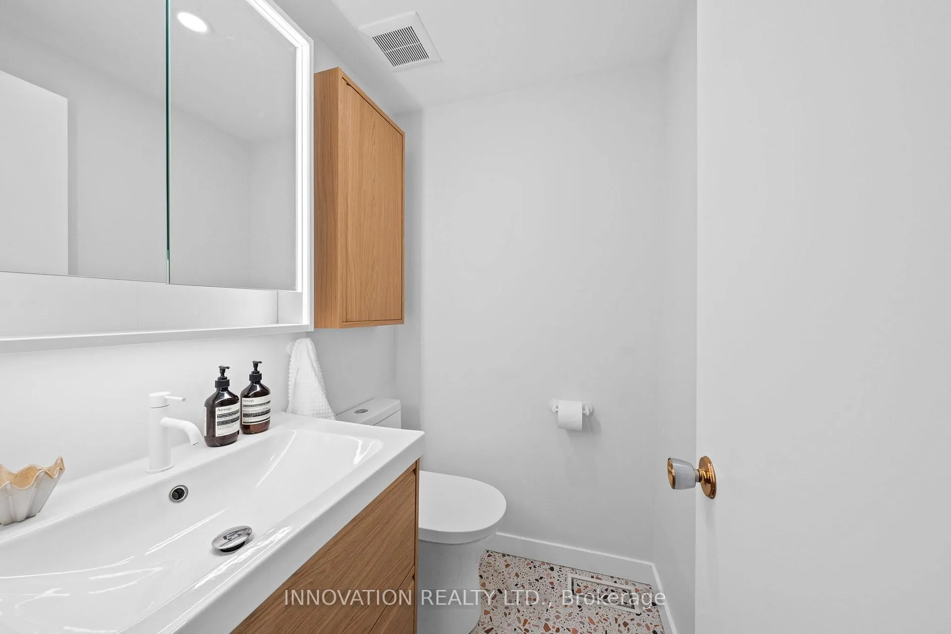 Photo 26 of Unit 30, 458 Sandhamn Private, Ottawa, Hunt Club Park/Greenboro — HOMEH