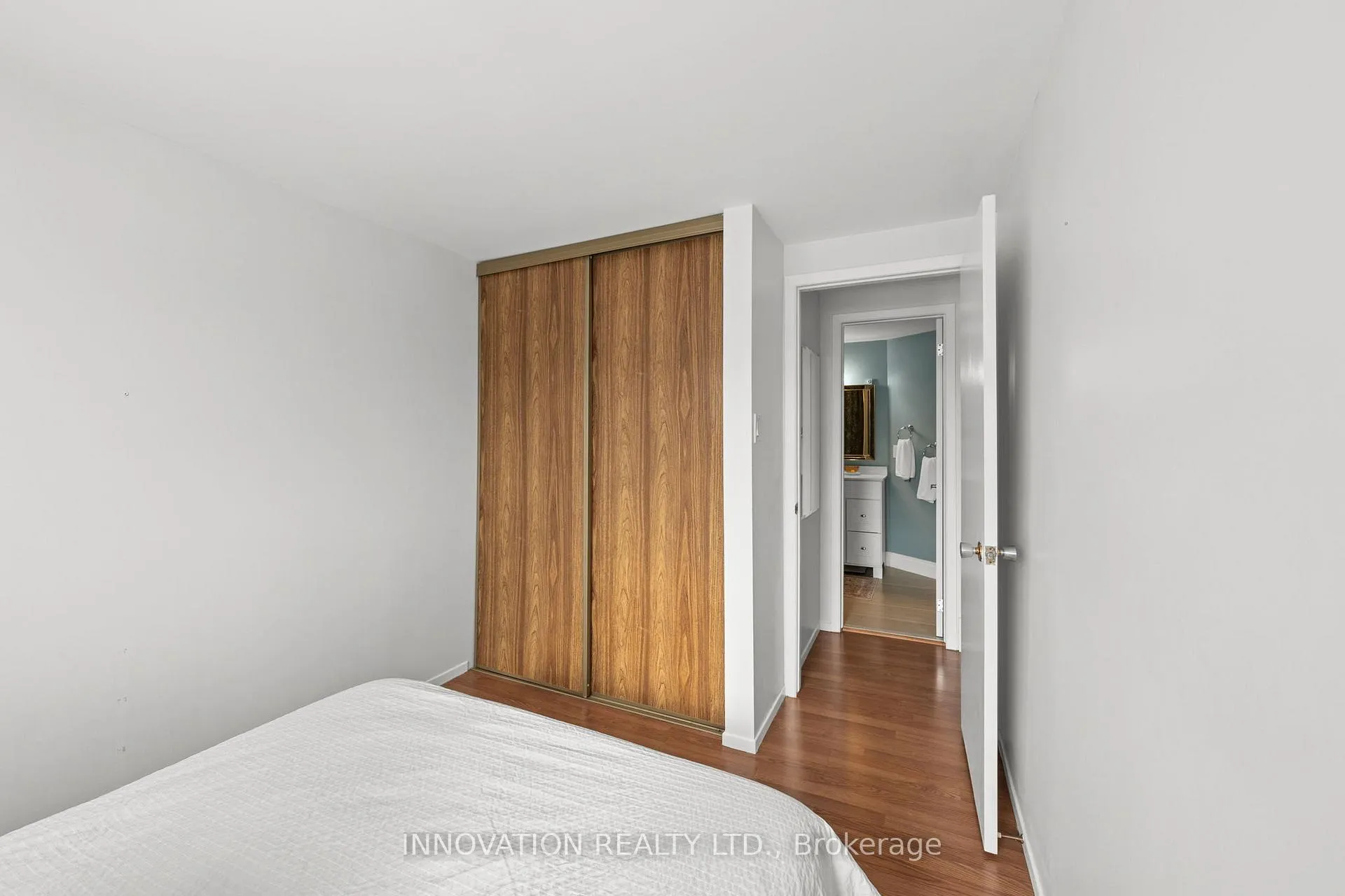 Photo 31 of Unit 30, 458 Sandhamn Private, Ottawa, Hunt Club Park/Greenboro — HOMEH