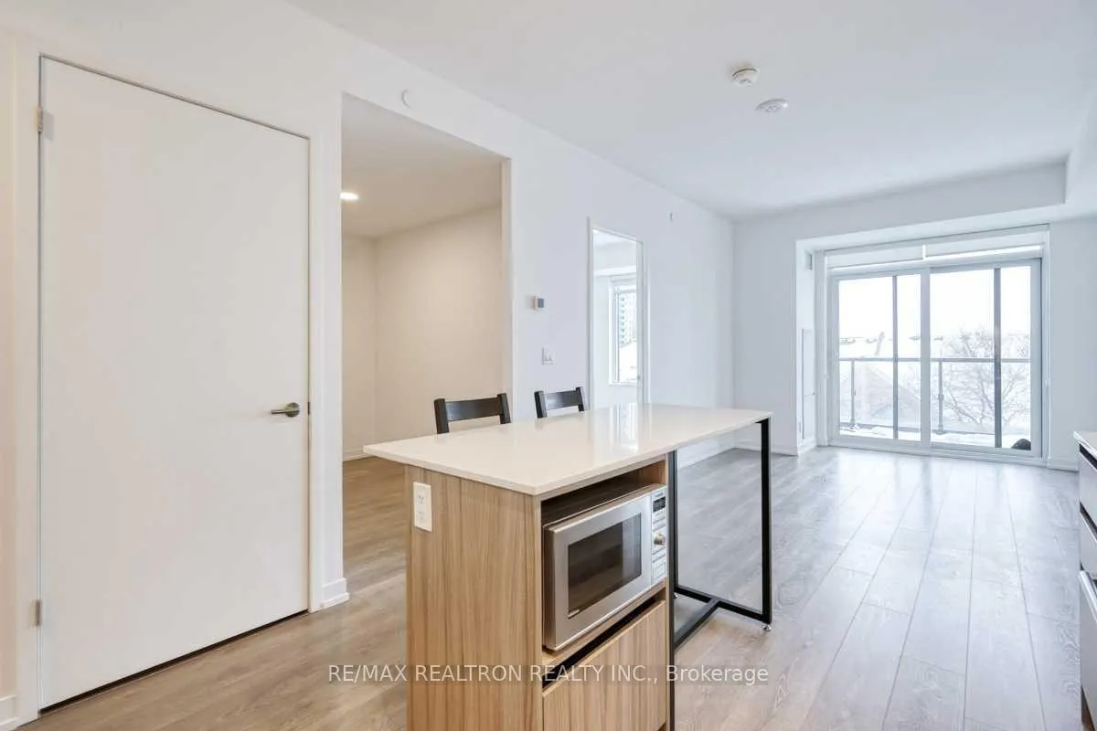 Photo 8 of Unit D-429, 8 Beverley Glen Boulevard, Vaughan, Beverley Glen — HOMEH