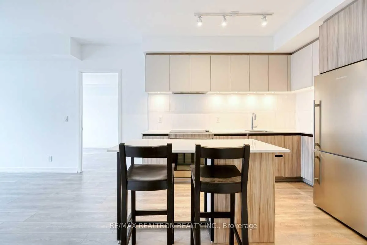 Photo 9 of Unit D-429, 8 Beverley Glen Boulevard, Vaughan, Beverley Glen — HOMEH